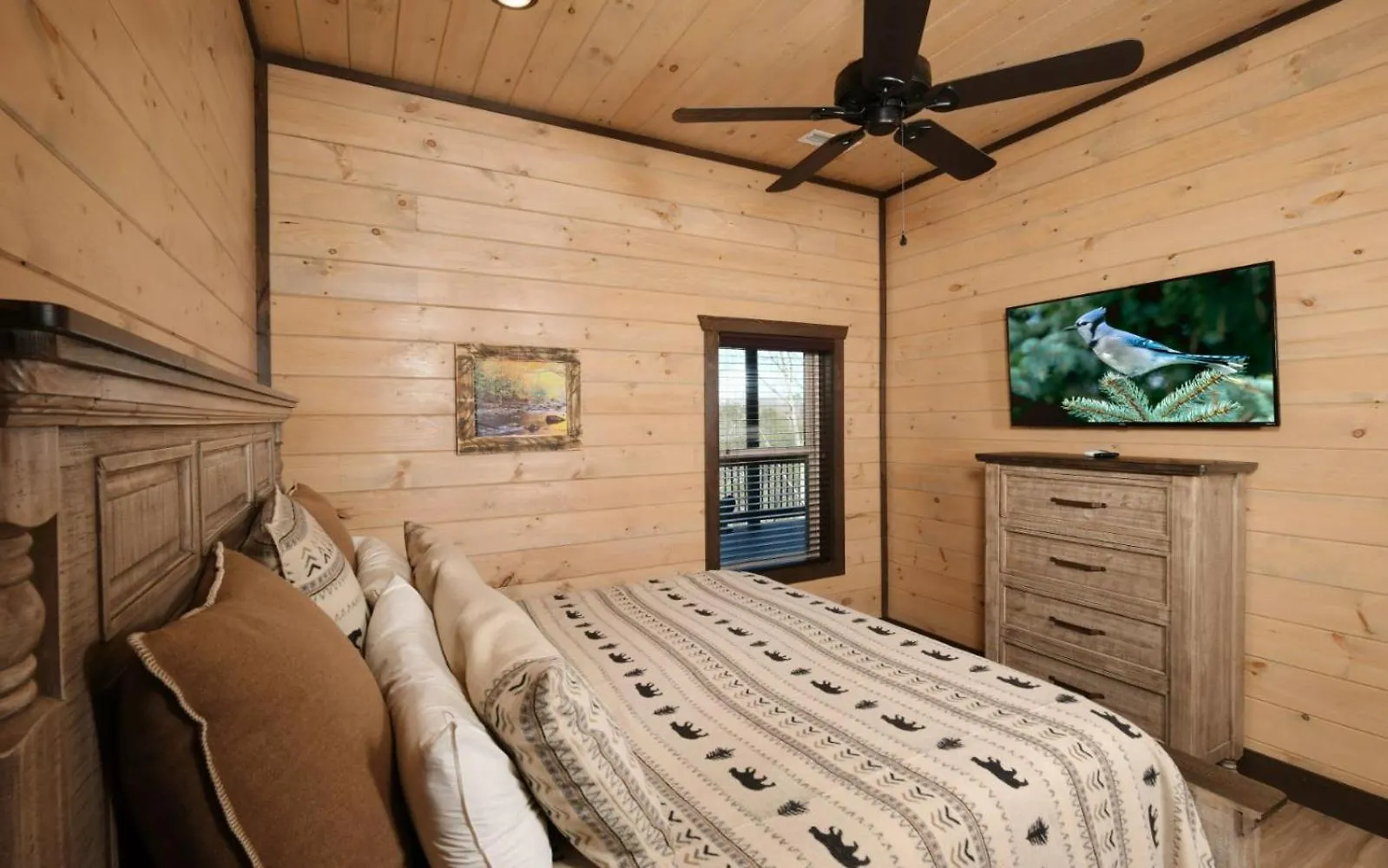 Splashin Mountain Retreat Holiday home