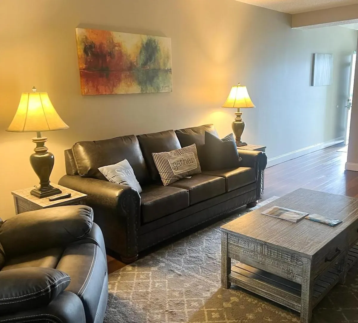 River Place #205 2bd Holiday home *