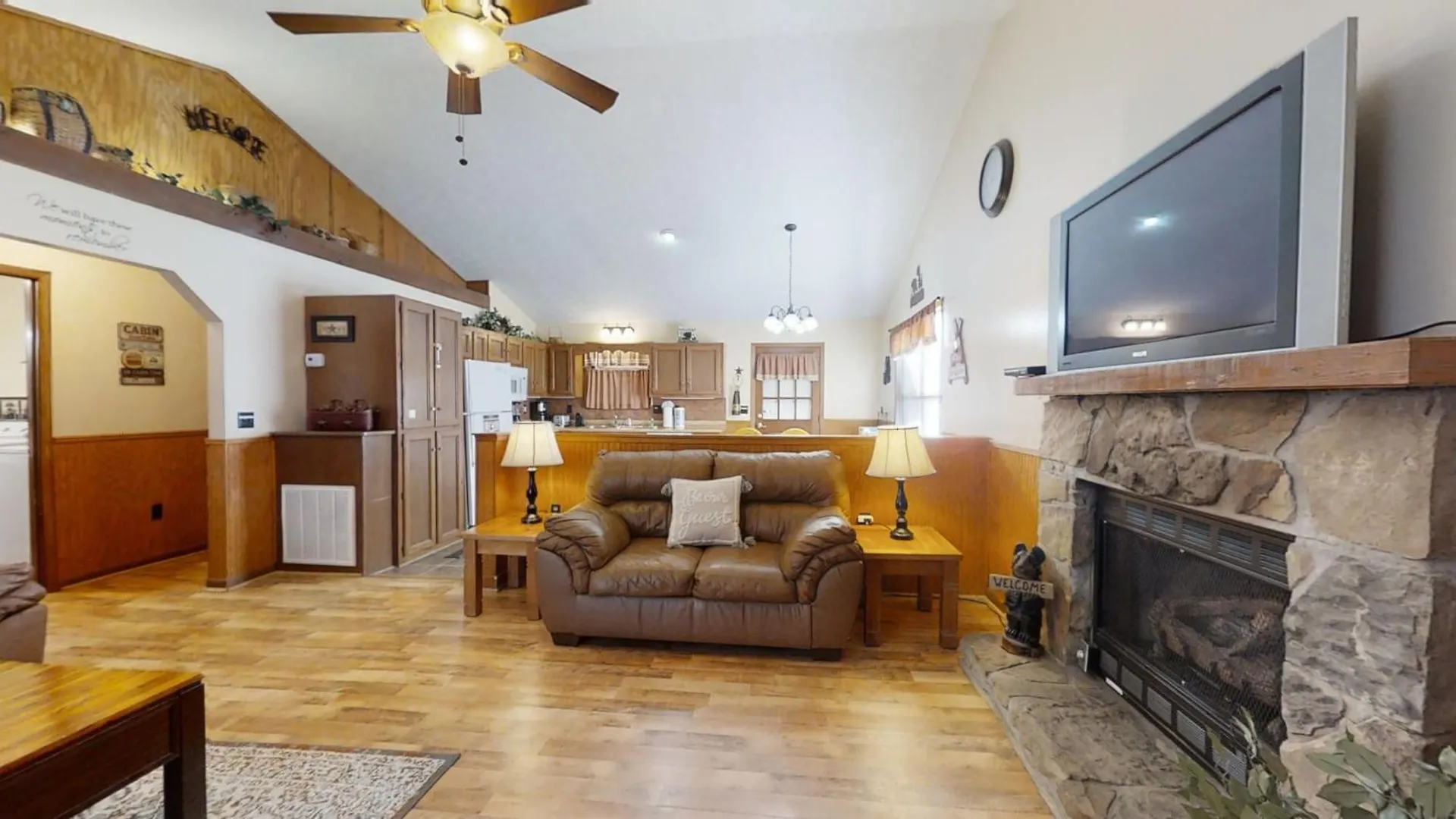Mountaintop Hideaway * Pigeon Forge