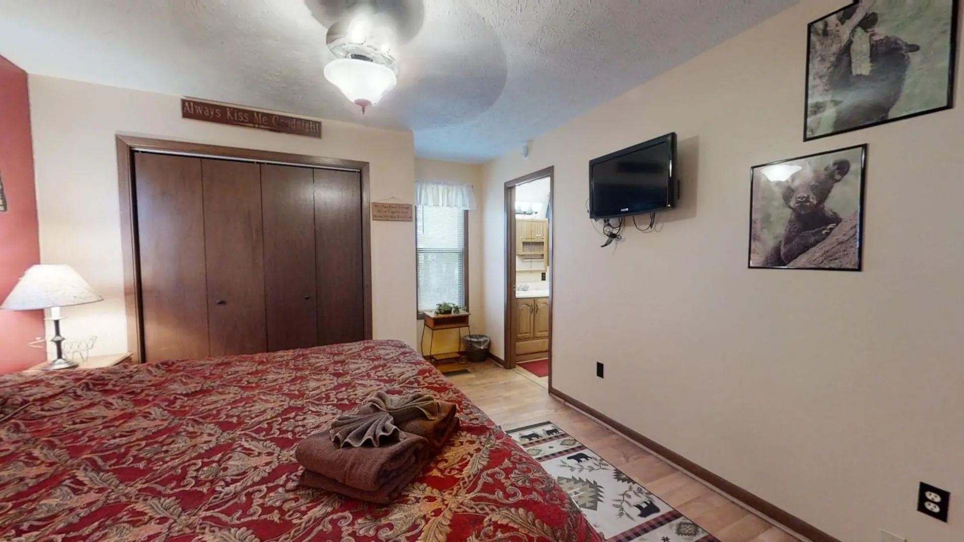 Mountaintop Hideaway * Pigeon Forge