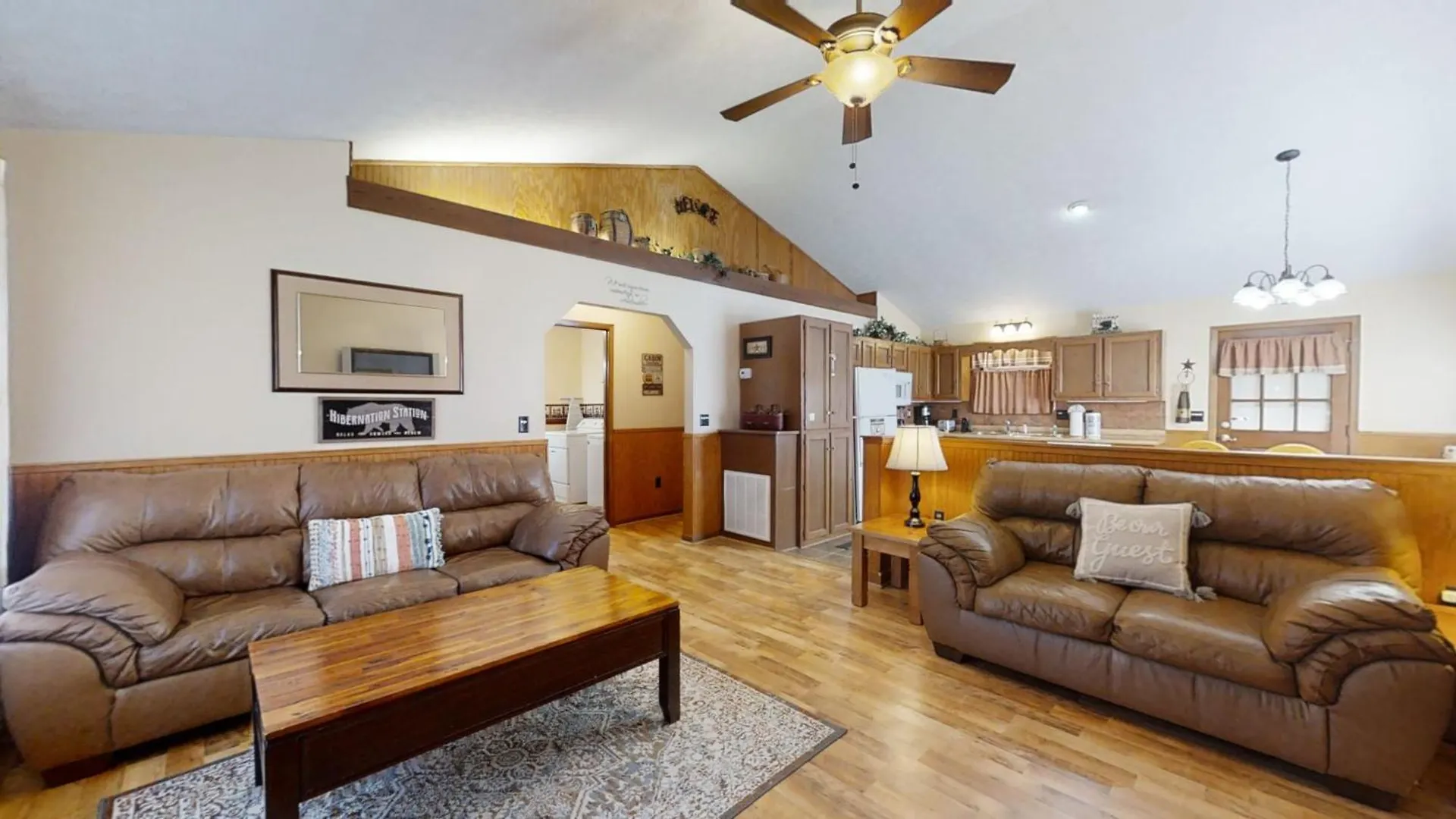 Mountaintop Hideaway * Pigeon Forge
