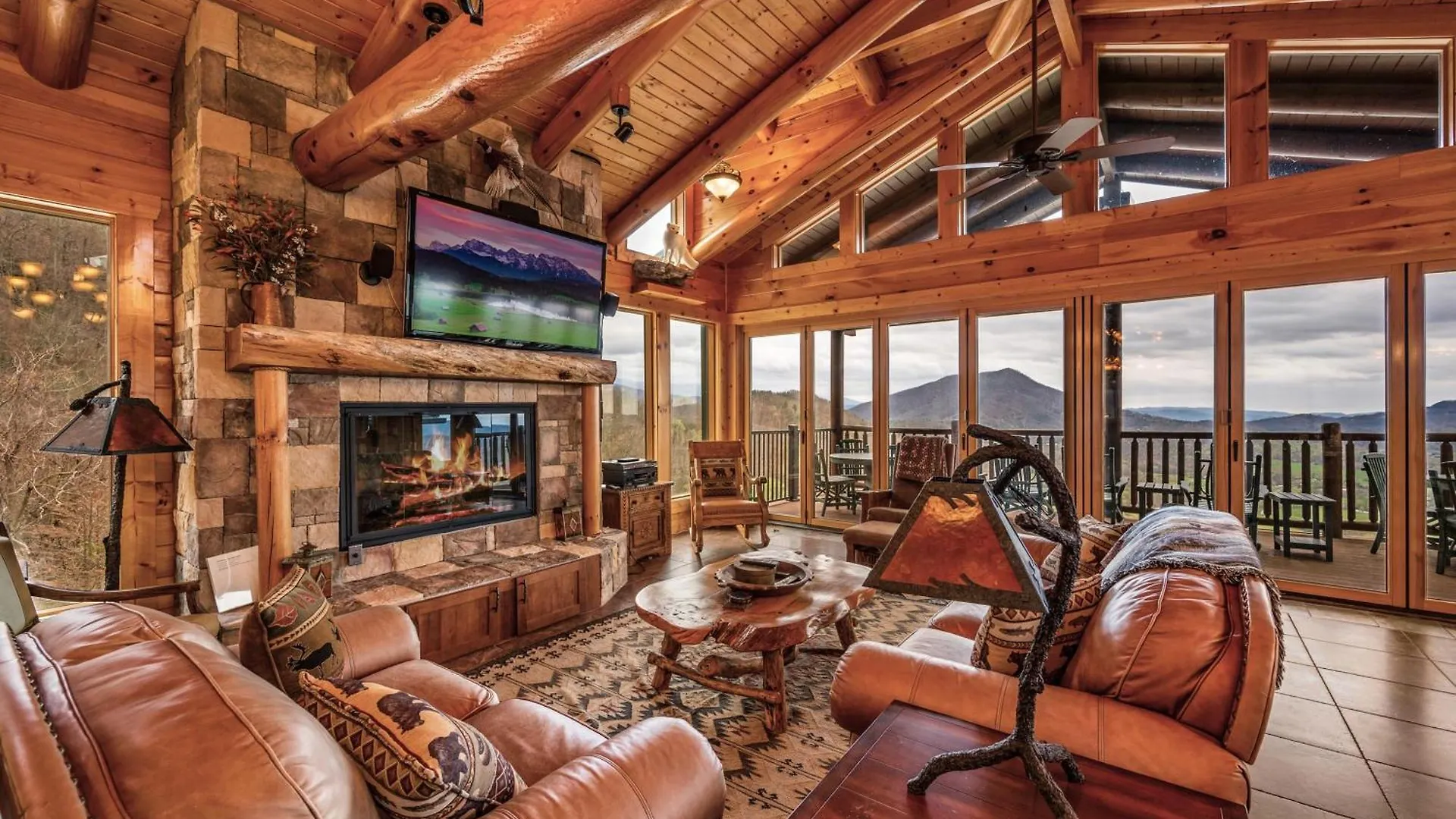 Scenic Views Estate Villa Pigeon Forge