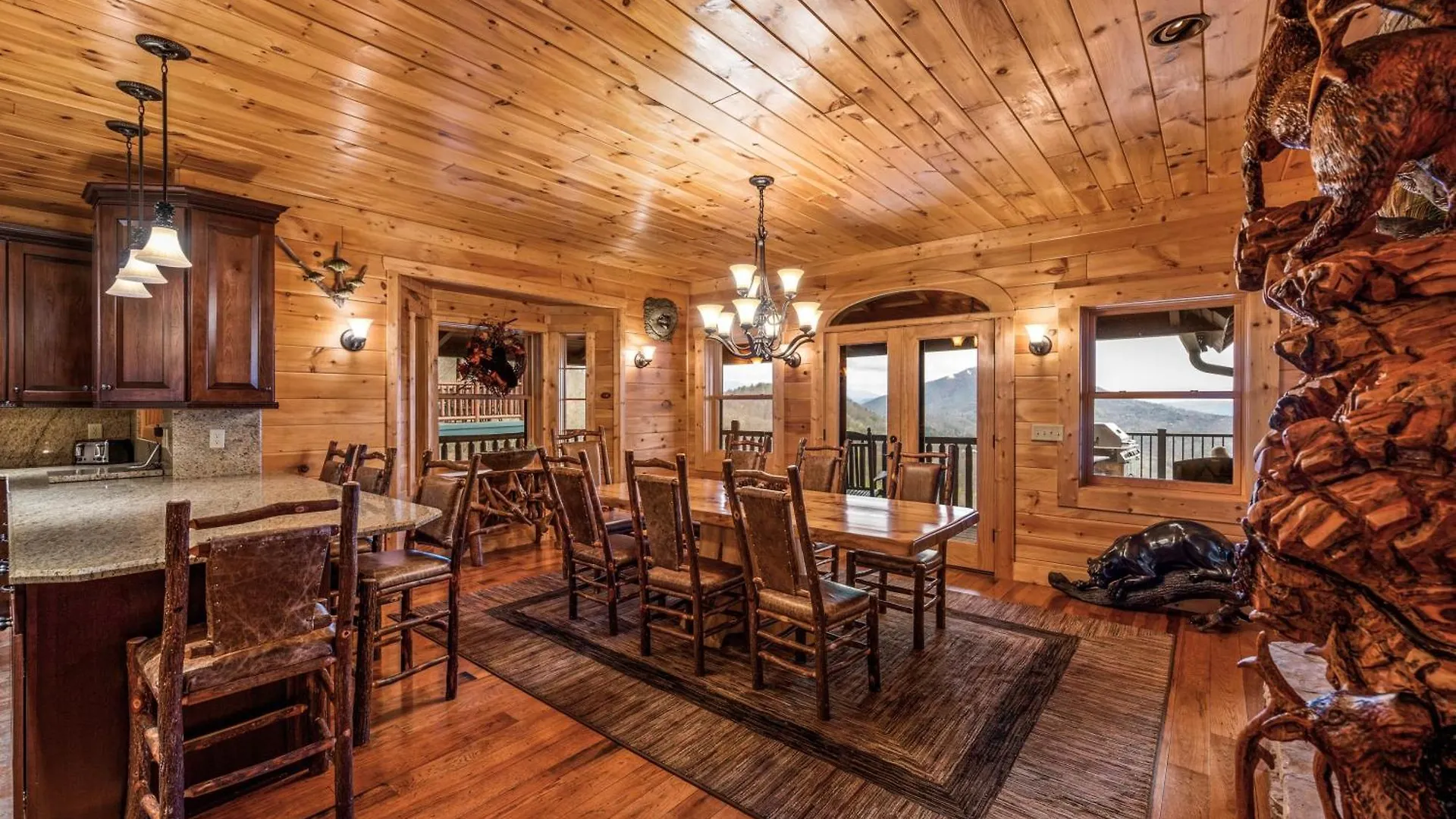 Scenic Views Estate Villa *