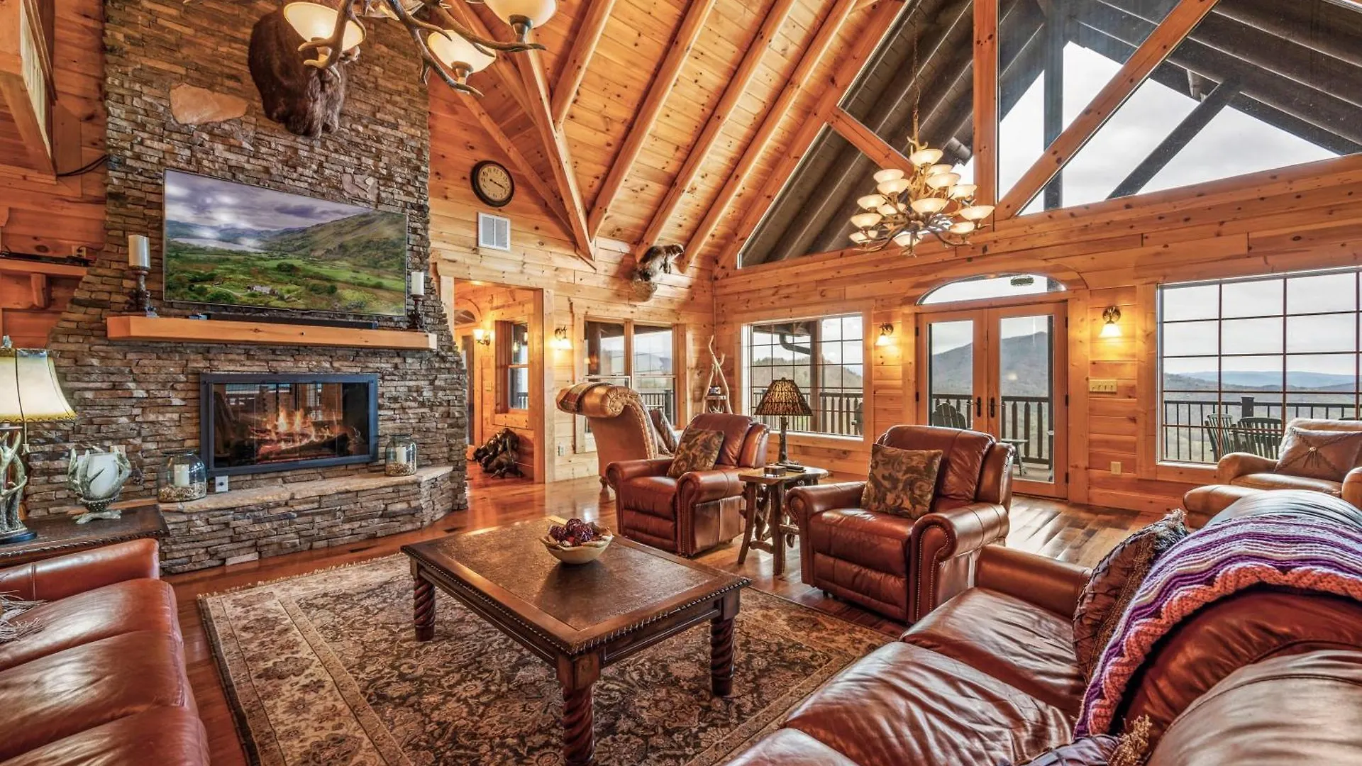 Scenic Views Estate *