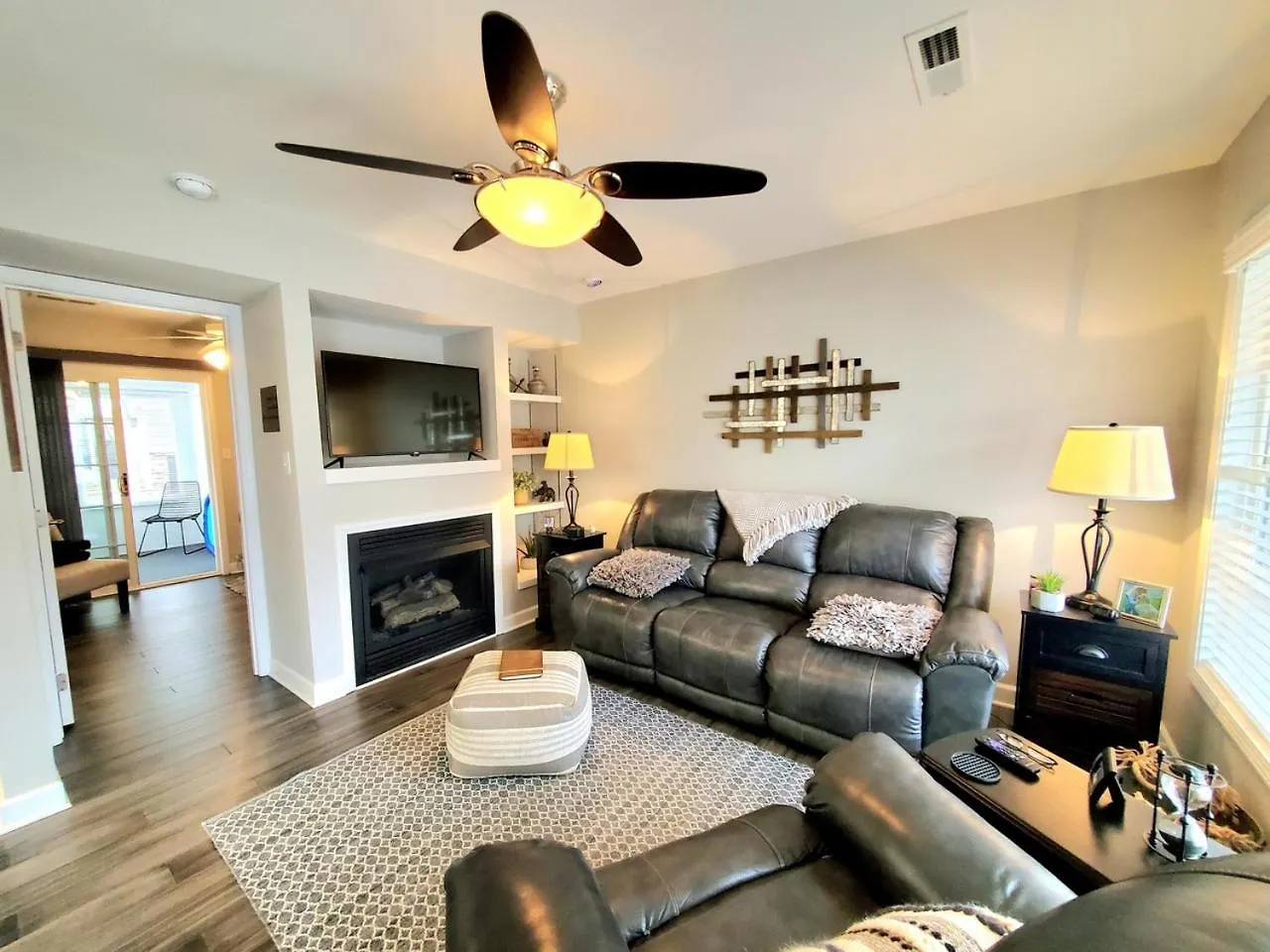 #1 Ranked Condo, W Pool, Gym, Gamer Room! Holiday home Pigeon Forge