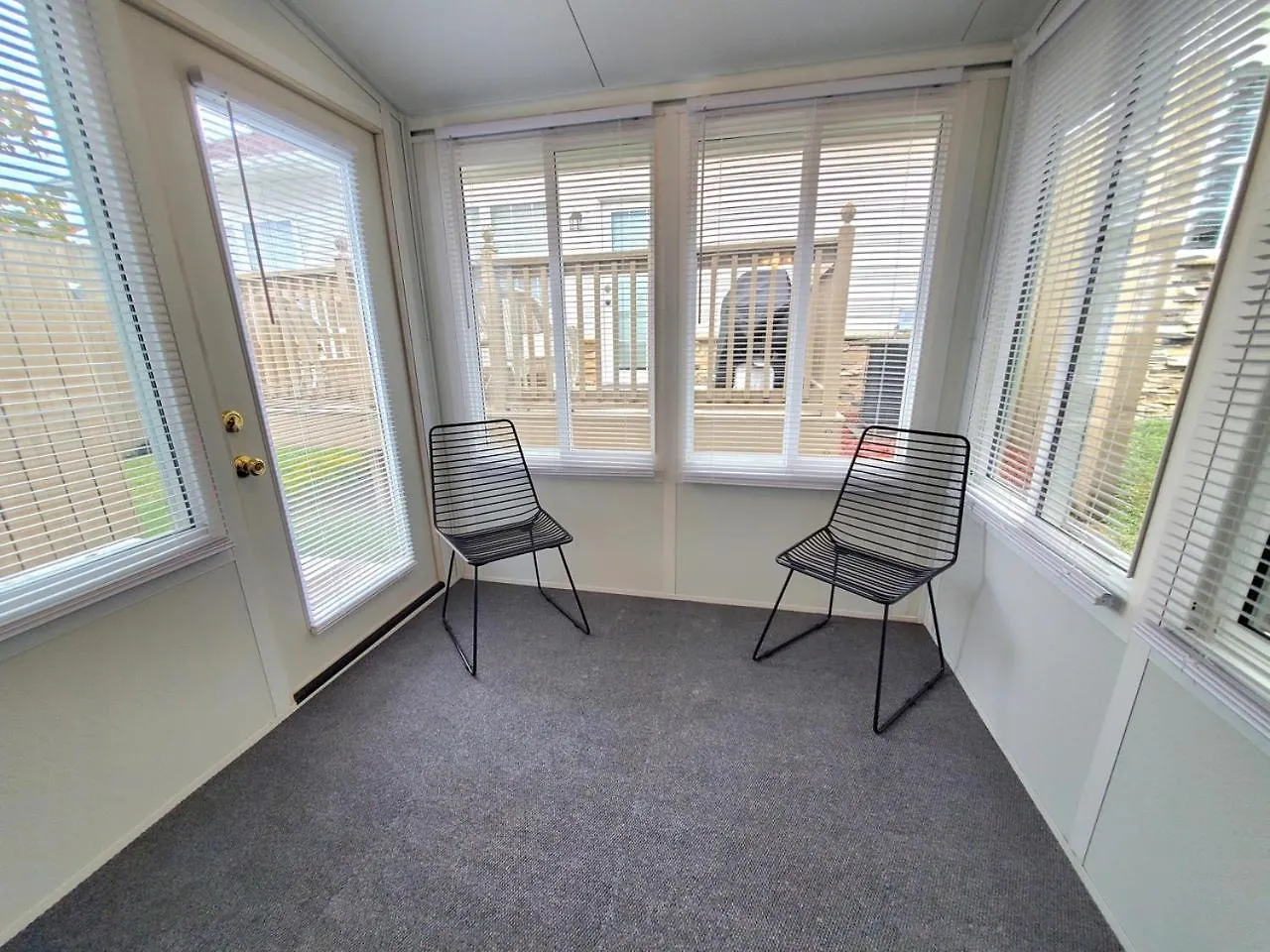 Holiday home #1 Ranked Condo, W Pool, Gym, Gamer Room!