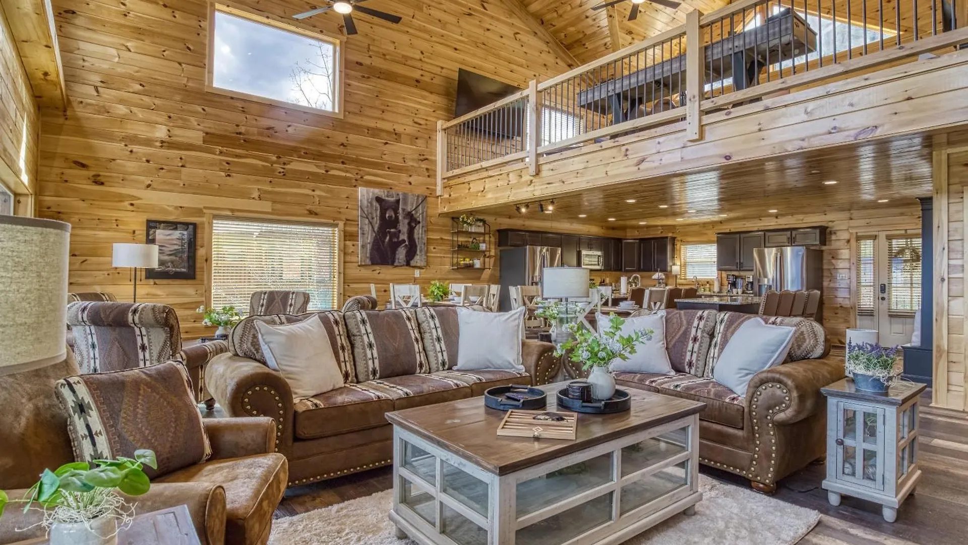 Holiday home Gritz Carlton Lodge, 2 Large Cabins, 2 Pools, 2 Theater Rooms, 2 Game Rooms, Free Tickets *