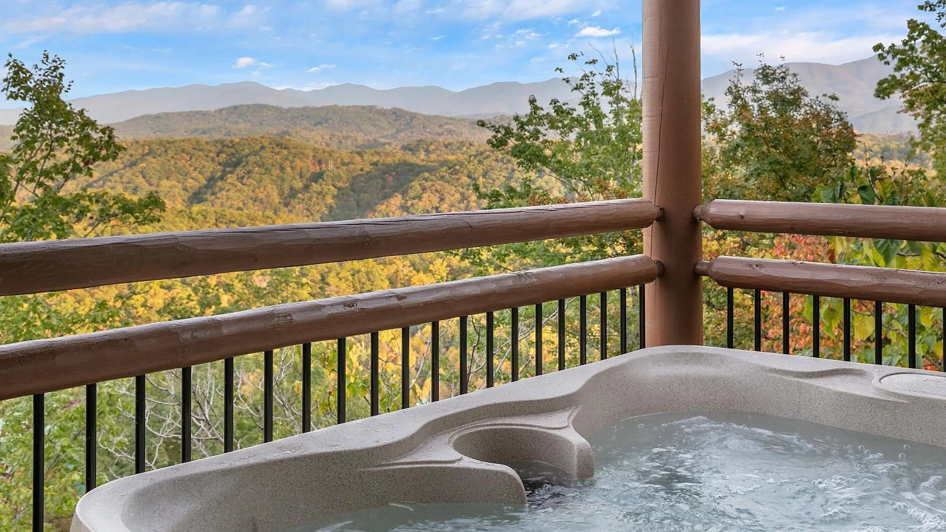 Gritz Carlton Lodge, 2 Large Cabins, 2 Pools, 2 Theater Rooms, 2 Game Rooms, Free Tickets