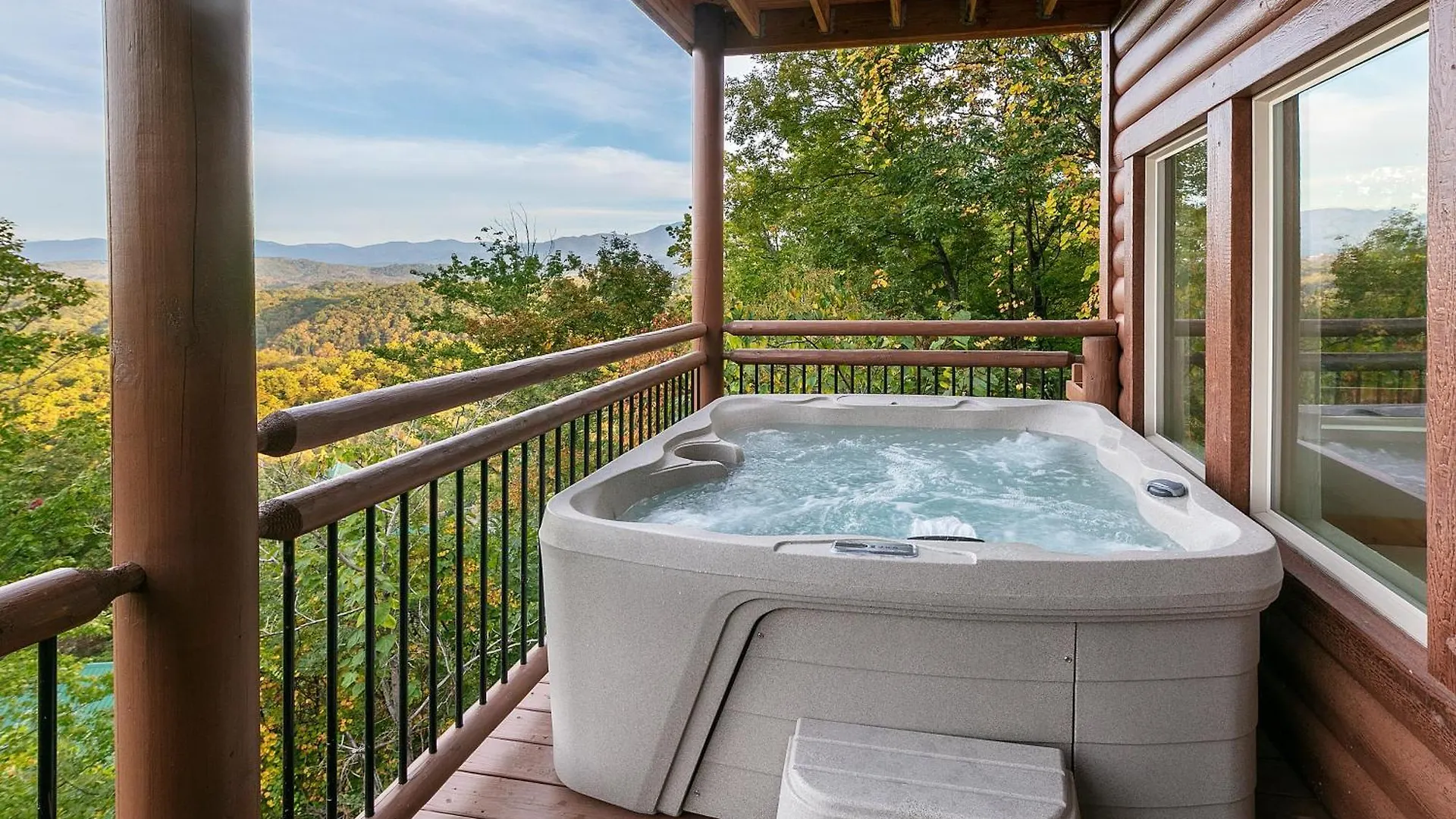 Gritz Carlton Lodge, 2 Large Cabins, 2 Pools, 2 Theater Rooms, 2 Game Rooms, Free Tickets