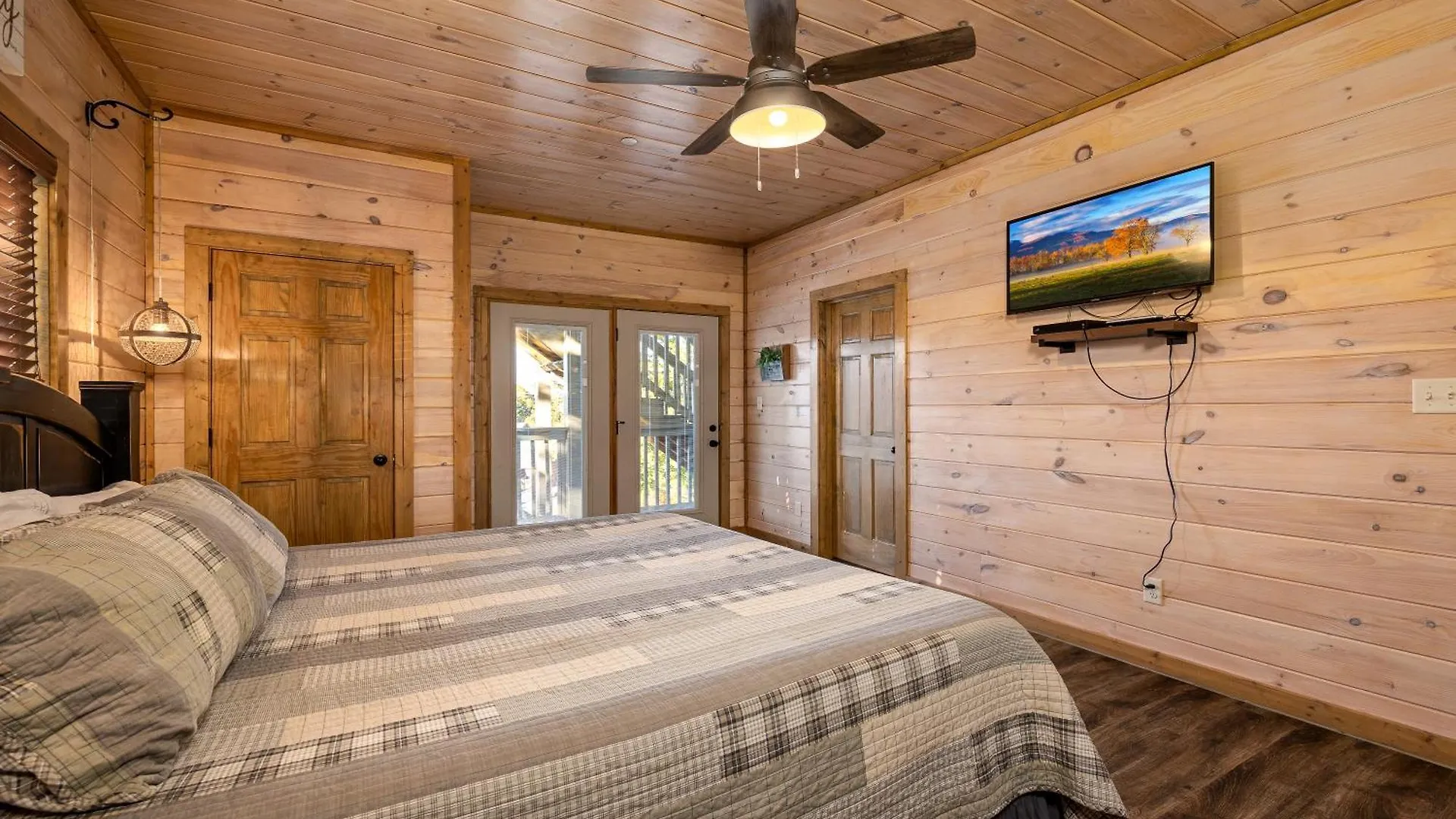 Southern Comfort Lodge-in Pigeon Forge, Sleeps 18-7br 6ba Luxury Cabin, W Free Attraction Ticket! Casa vacanze Pigeon Forge