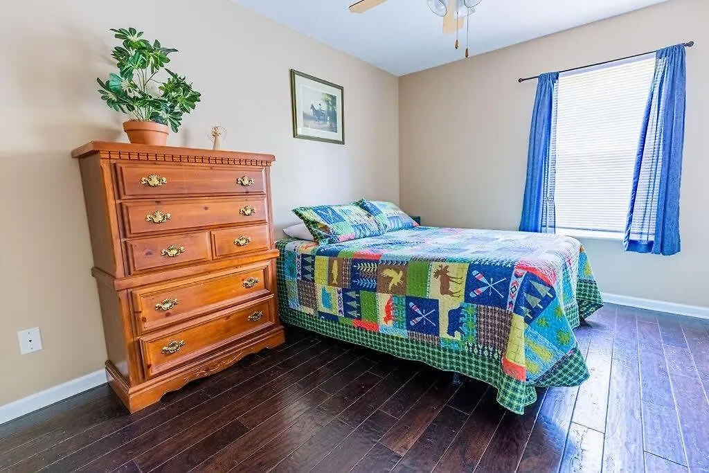 Holiday home Cozy W Hot Tub Near River