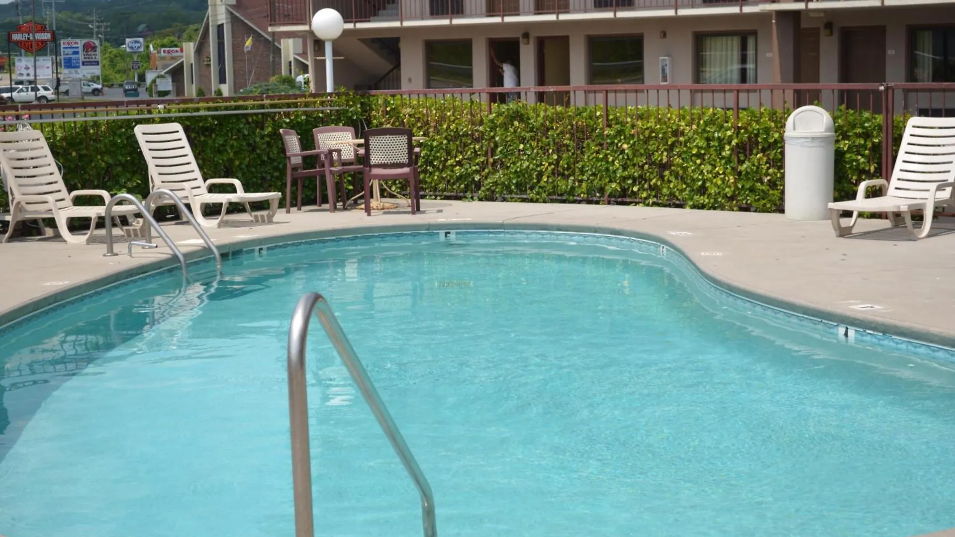 Hotel Baymont By Wyndham Near Island Drive 3*