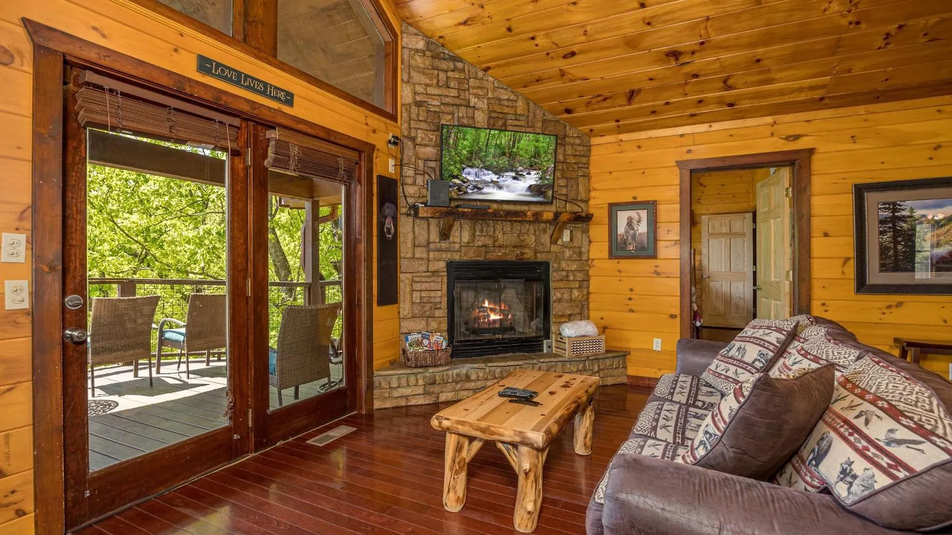 Holiday home About The View-free Dollywood Ticket, 5 Bedroom 4 Bath Family Retreat W Mountain Views, Privacy