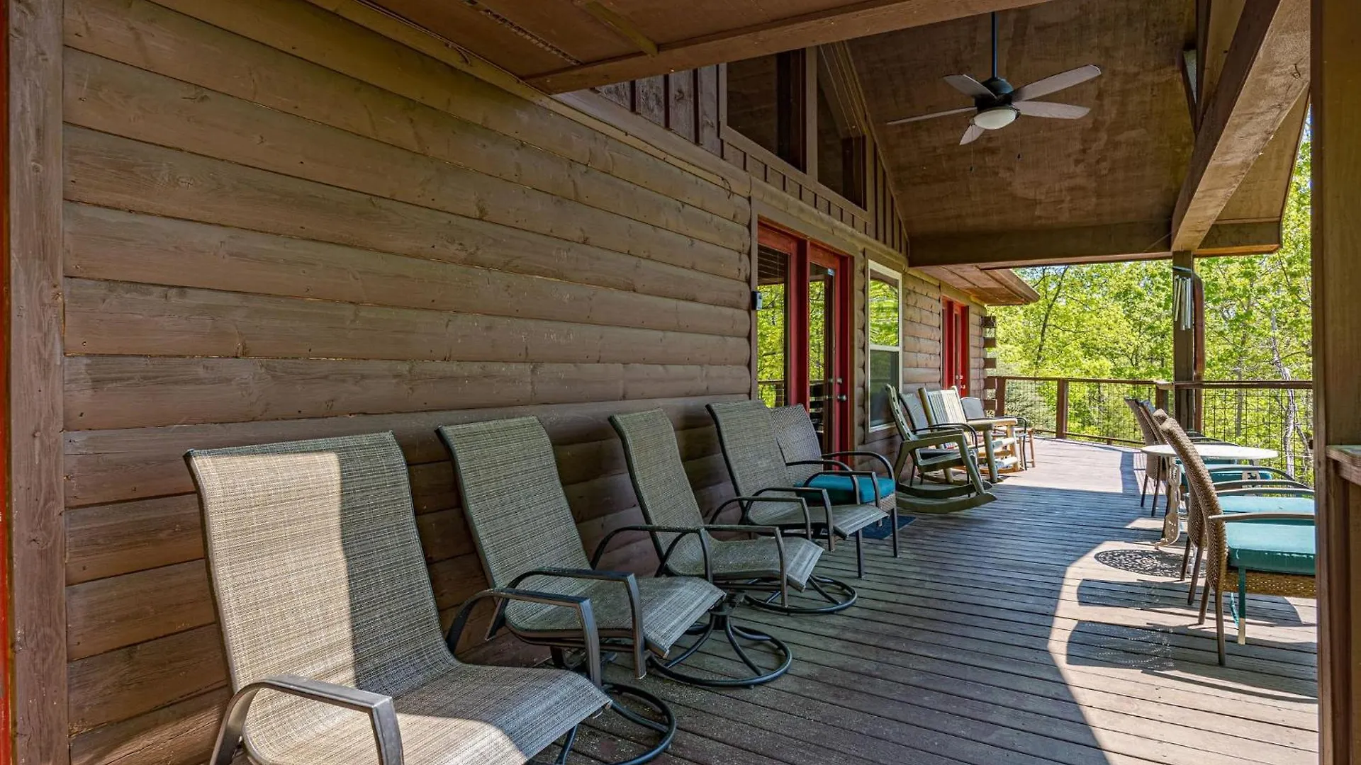 About The View-free Dollywood Ticket, 5 Bedroom 4 Bath Family Retreat W Mountain Views, Privacy Pigeon Forge