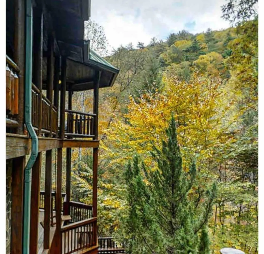Holiday home Beautiful 6 Bdr Cabin With Hot Tub In The Smokies!
