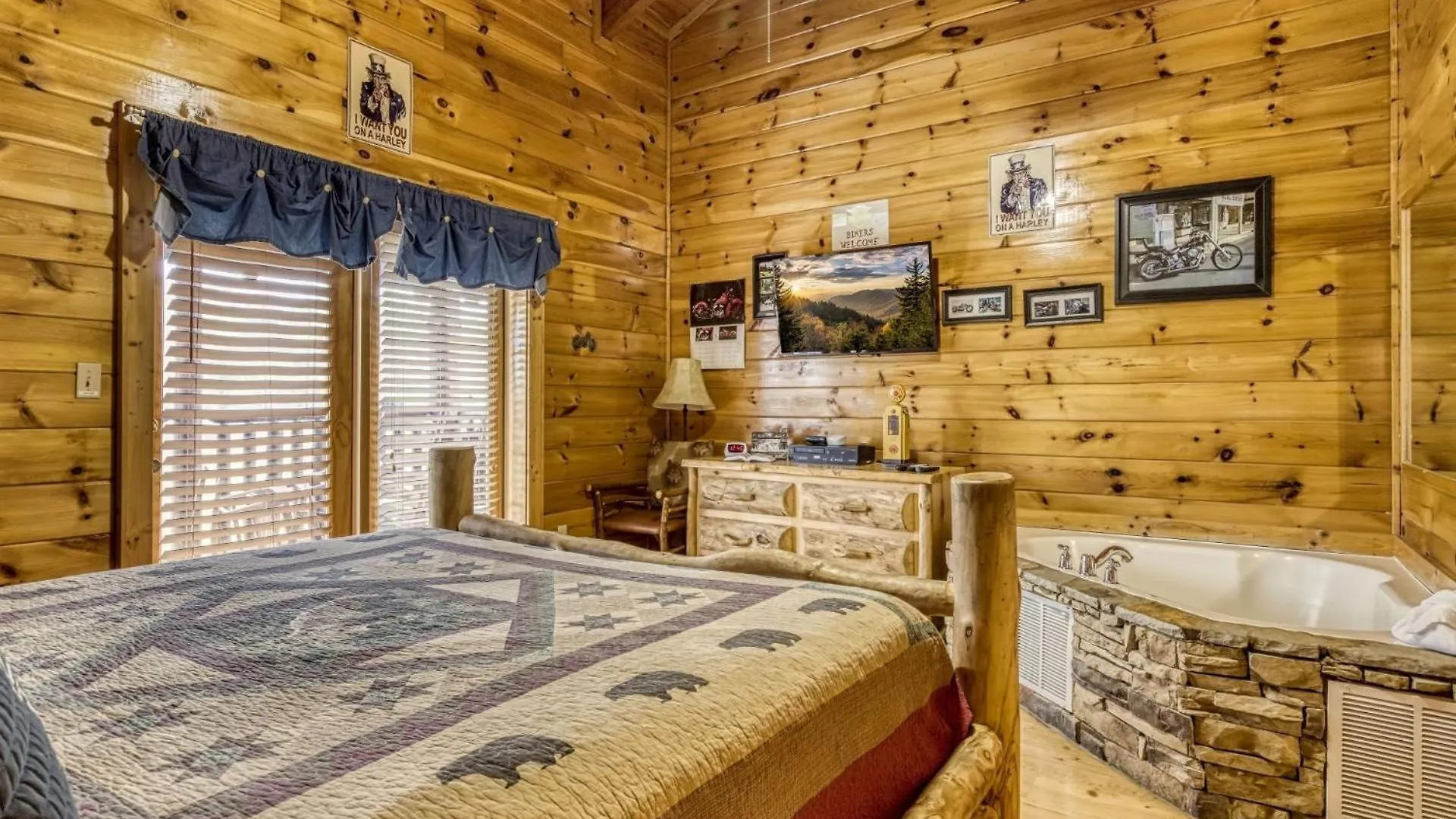 Holiday home Ern854 - Wagon Wheel - Great Location! Close To The Action! *