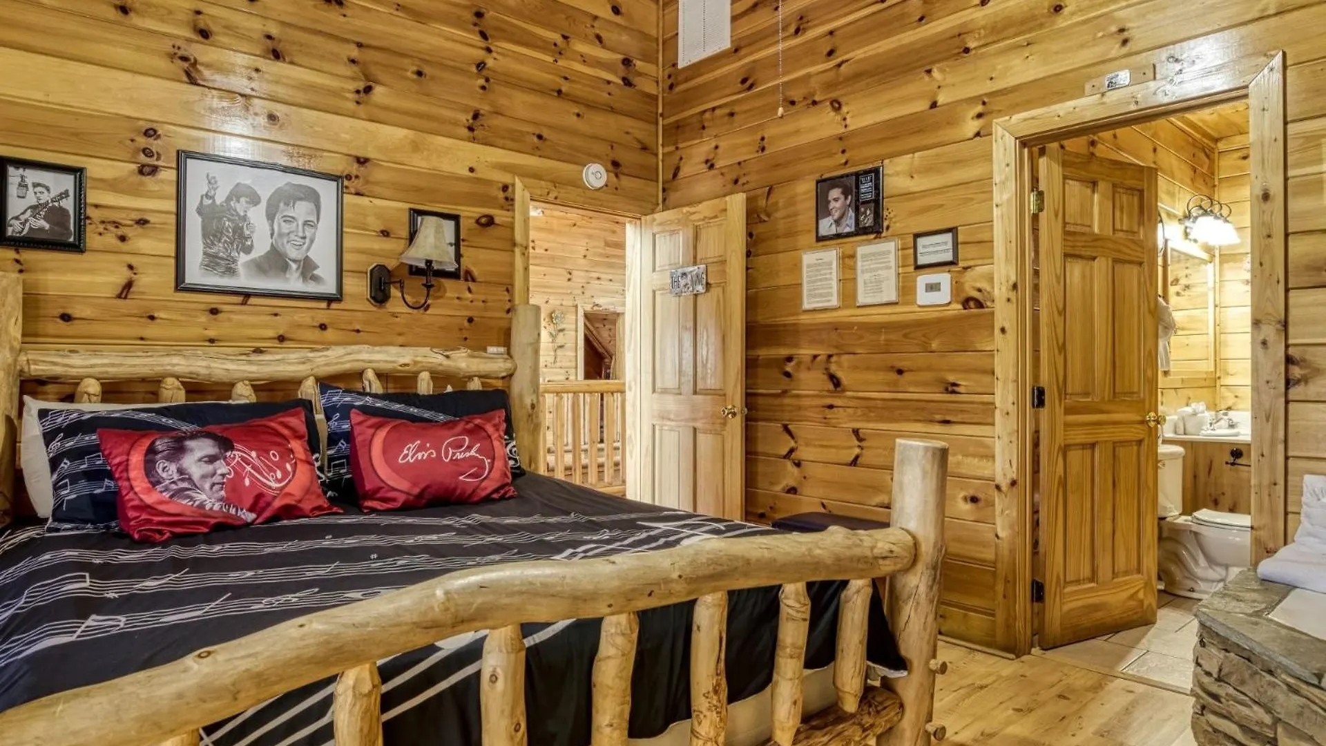 Holiday home Ern854 - Wagon Wheel - Great Location! Close To The Action!