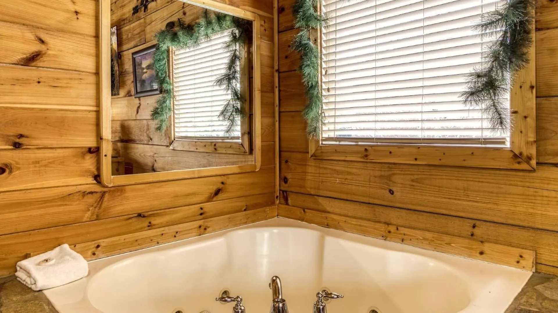 Holiday home Ern854 - Wagon Wheel - Great Location! Close To The Action!