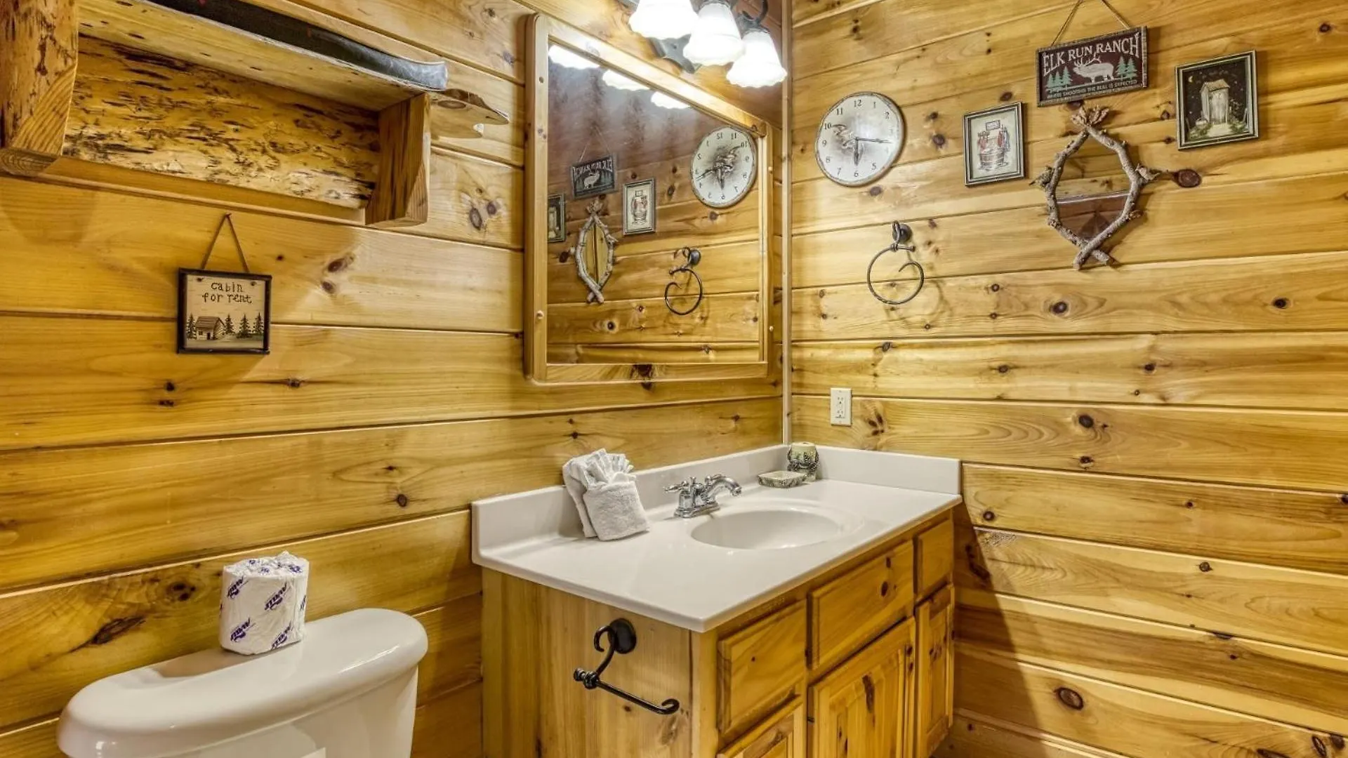 Holiday home Ern854 - Wagon Wheel - Great Location! Close To The Action! Pigeon Forge