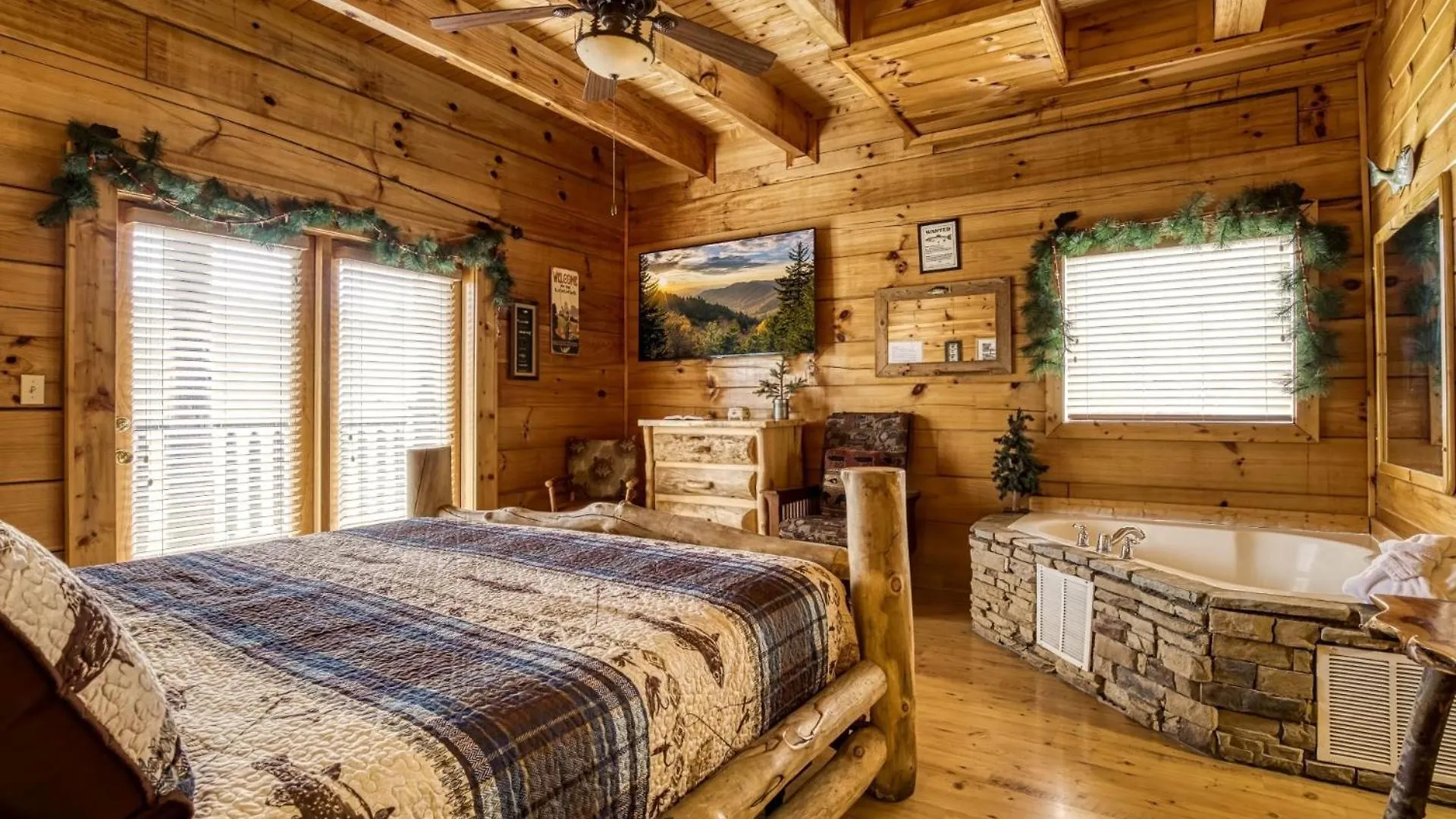 Holiday home Ern854 - Wagon Wheel - Great Location! Close To The Action! *
