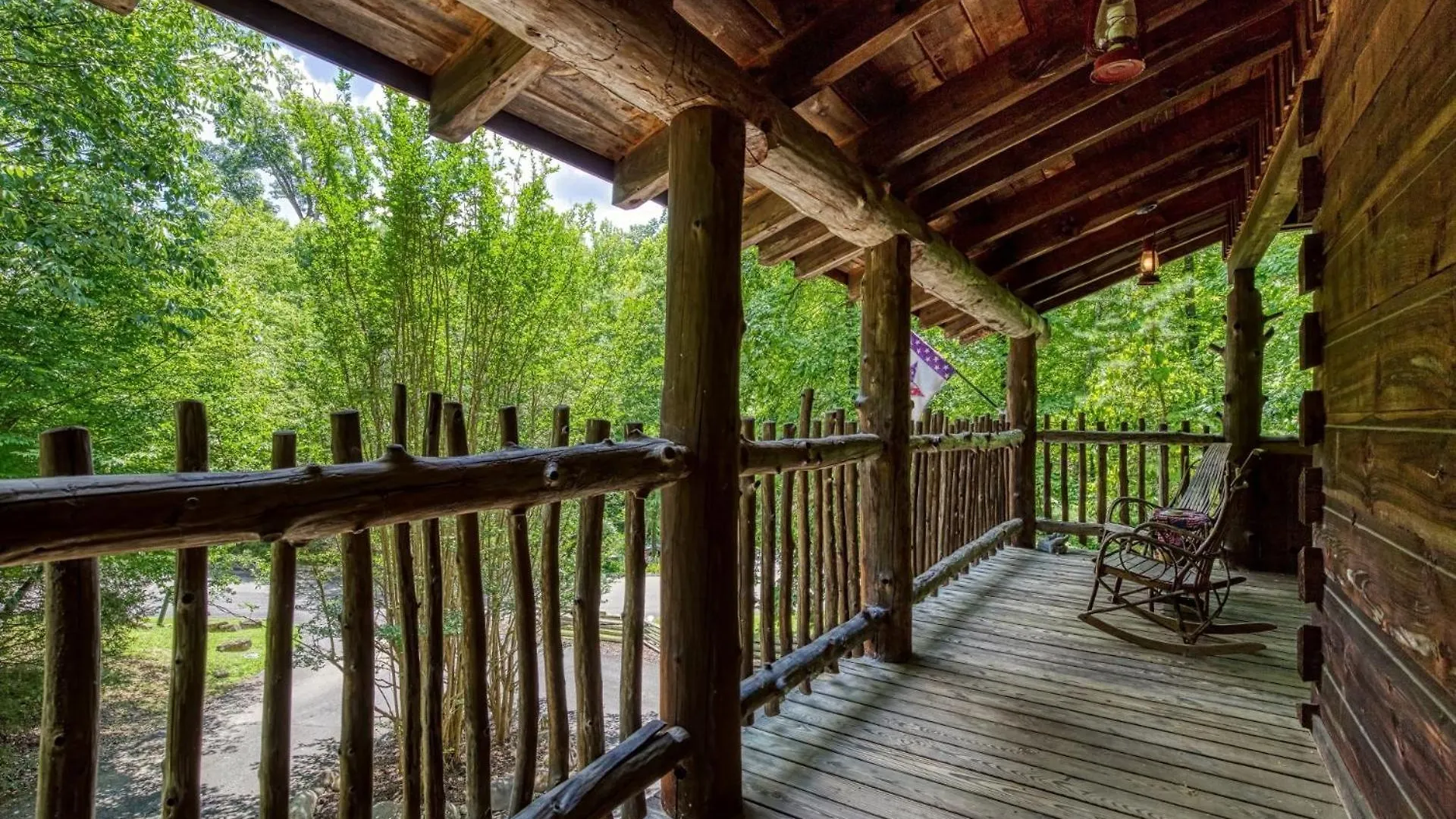 Holiday home Er69 - Rachel's Tree House - Great Location, Close To The Action! *