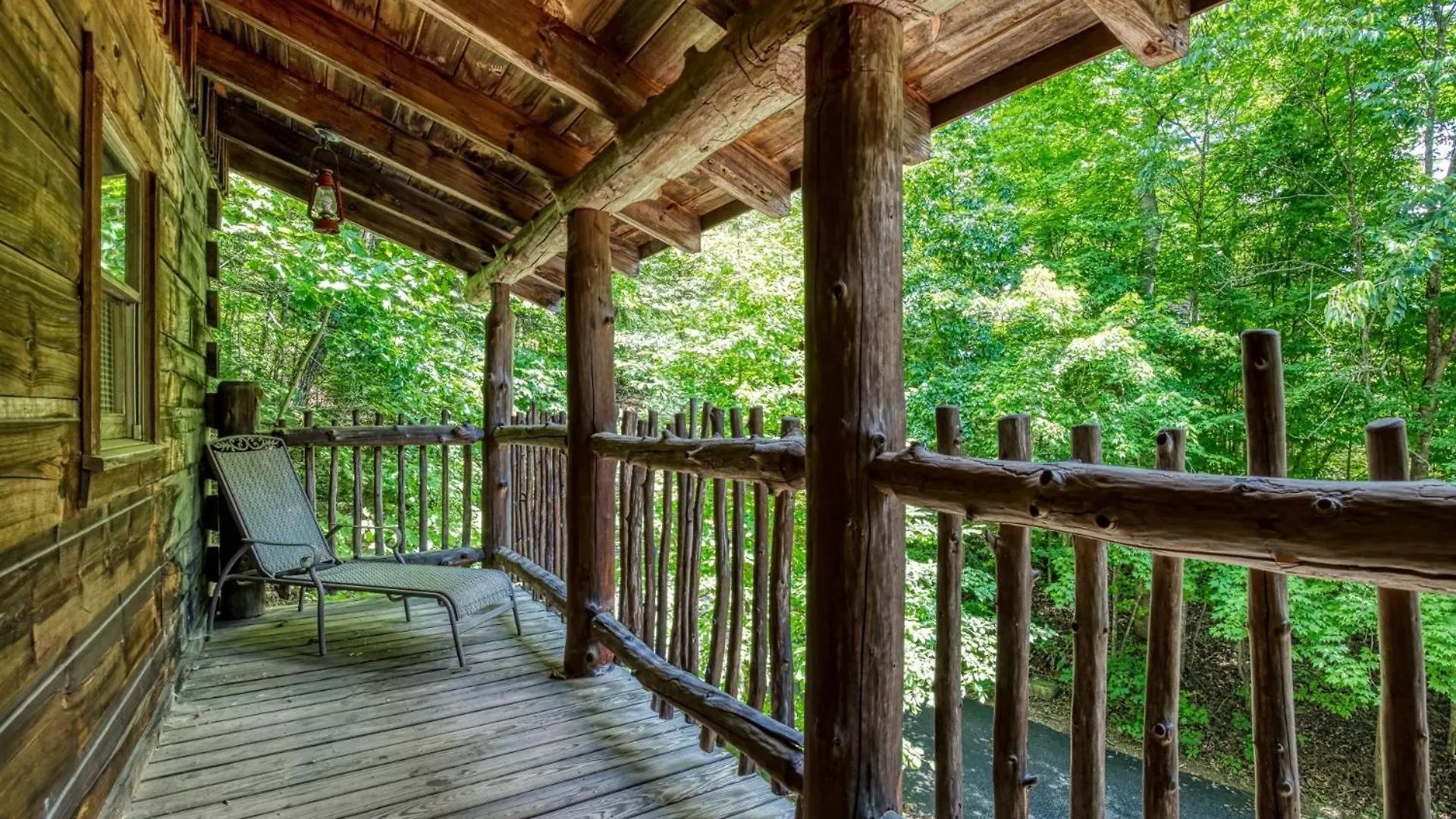 Er69 - Rachel's Tree House - Great Location, Close To The Action! Pigeon Forge