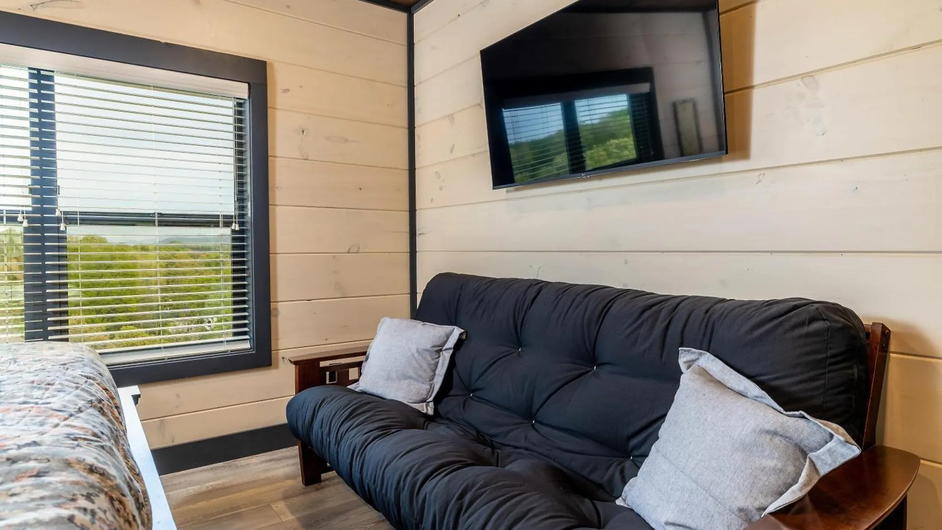 Holiday home Sleep 27 Guests In New Home! *