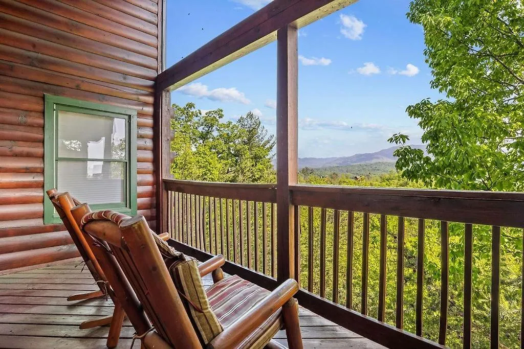 Holiday home Beauty And The Bear Pigeon Forge