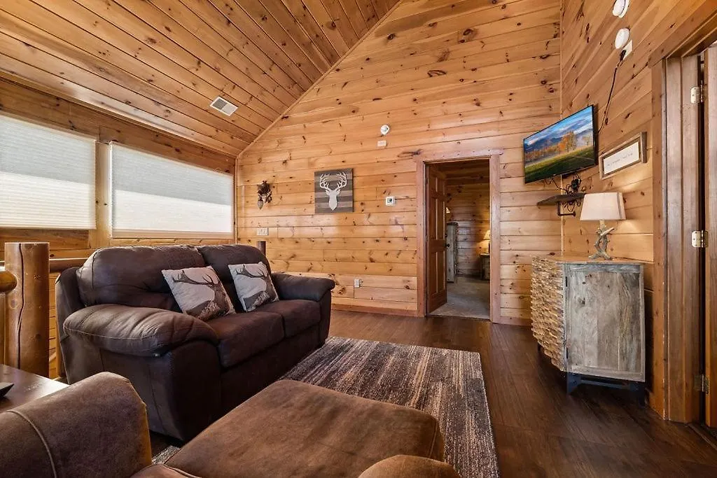 Beauty And The Bear Holiday home