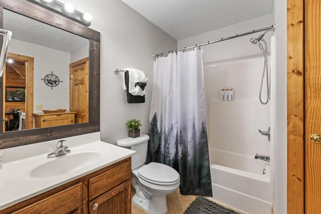Nyaraló Cozy In The Smokies!!! Fully Furnished And Complete With Community Indoor And Outdoor Pools And Spas, Game And Fitness As Well As A Private Hot Tub *
