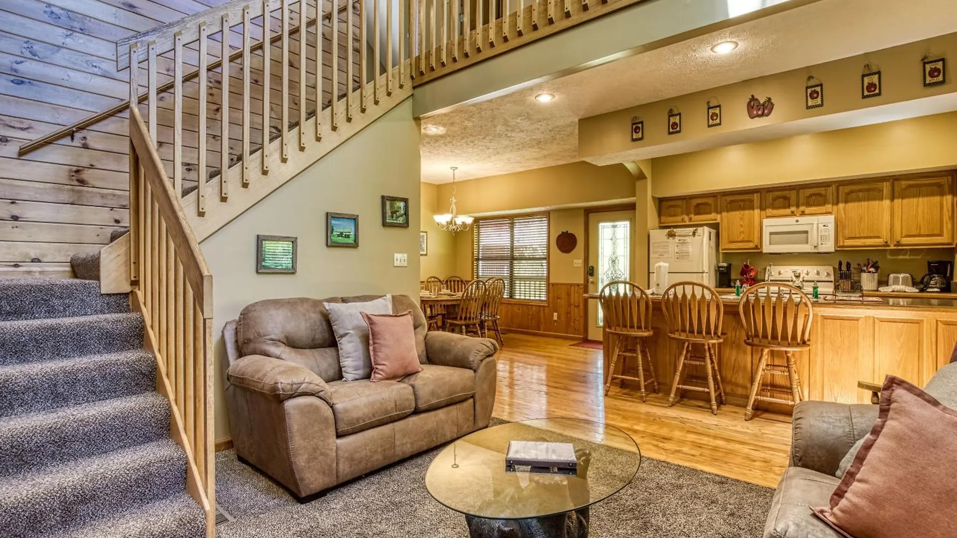 Dom wakacyjny Stones Throw- Get 1089 In Free Attraction Tickets, Dollywood And More, Pool, Game