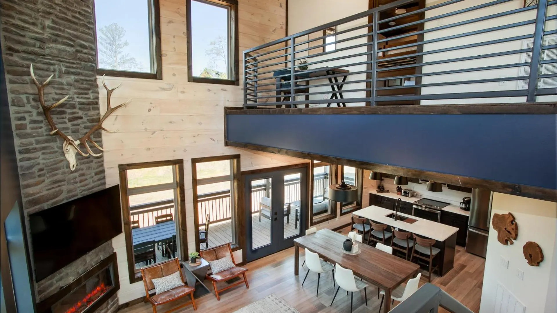 Mountain Luxury Prime: Pool, Hottub, Arcade &