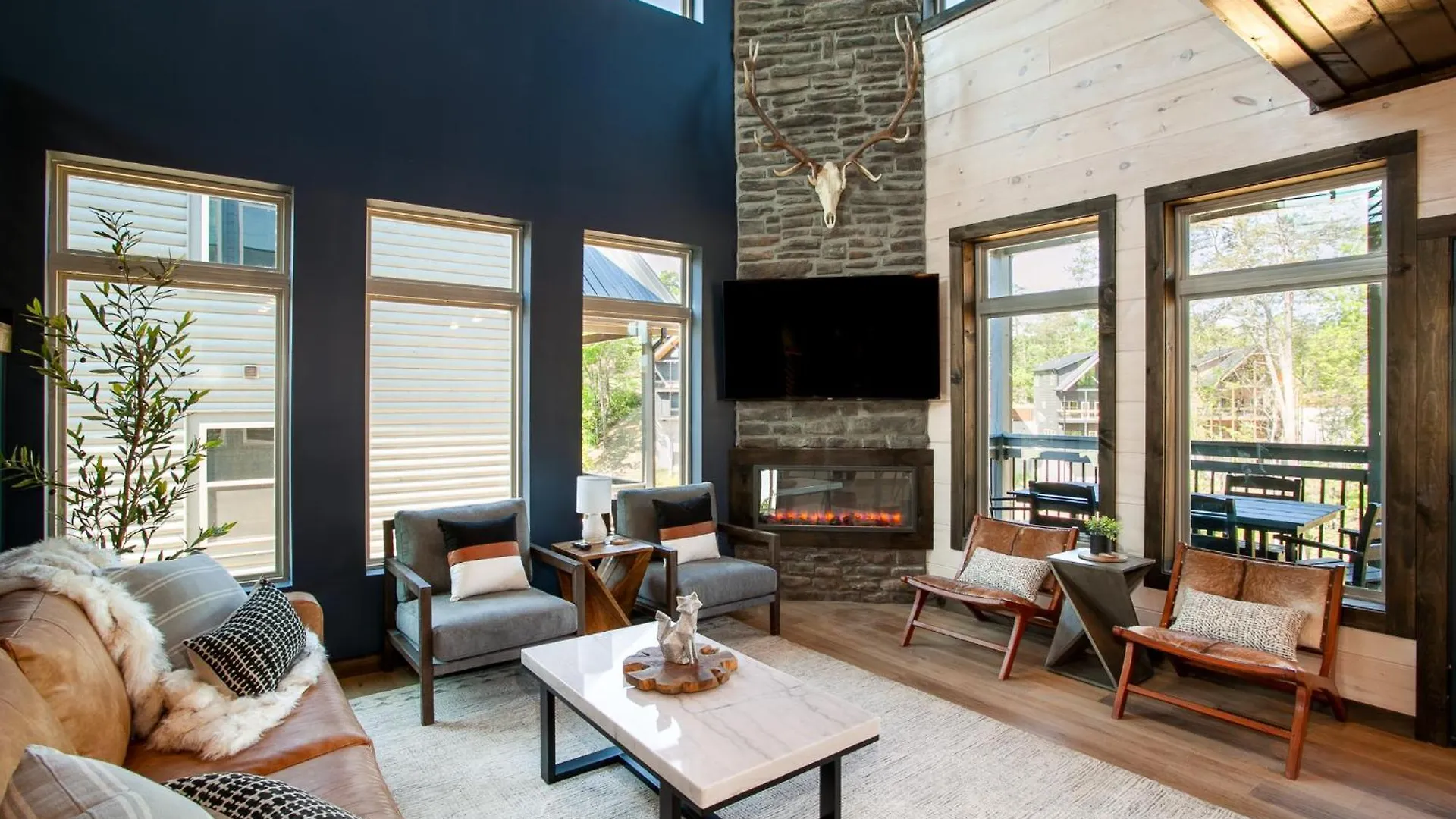 Mountain Luxury Prime: Pool, Hottub, Arcade & Holiday home