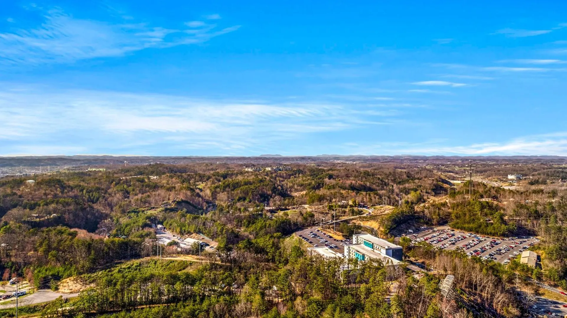 Pinecrest Townhomes-1king 2bunk Unit Holiday home Pigeon Forge