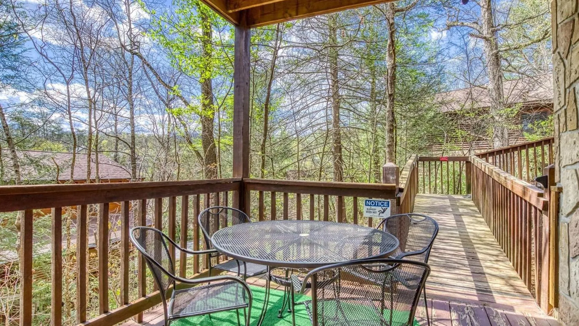 Er20 - Eagles Roost - Great Location! - Close To Town! *