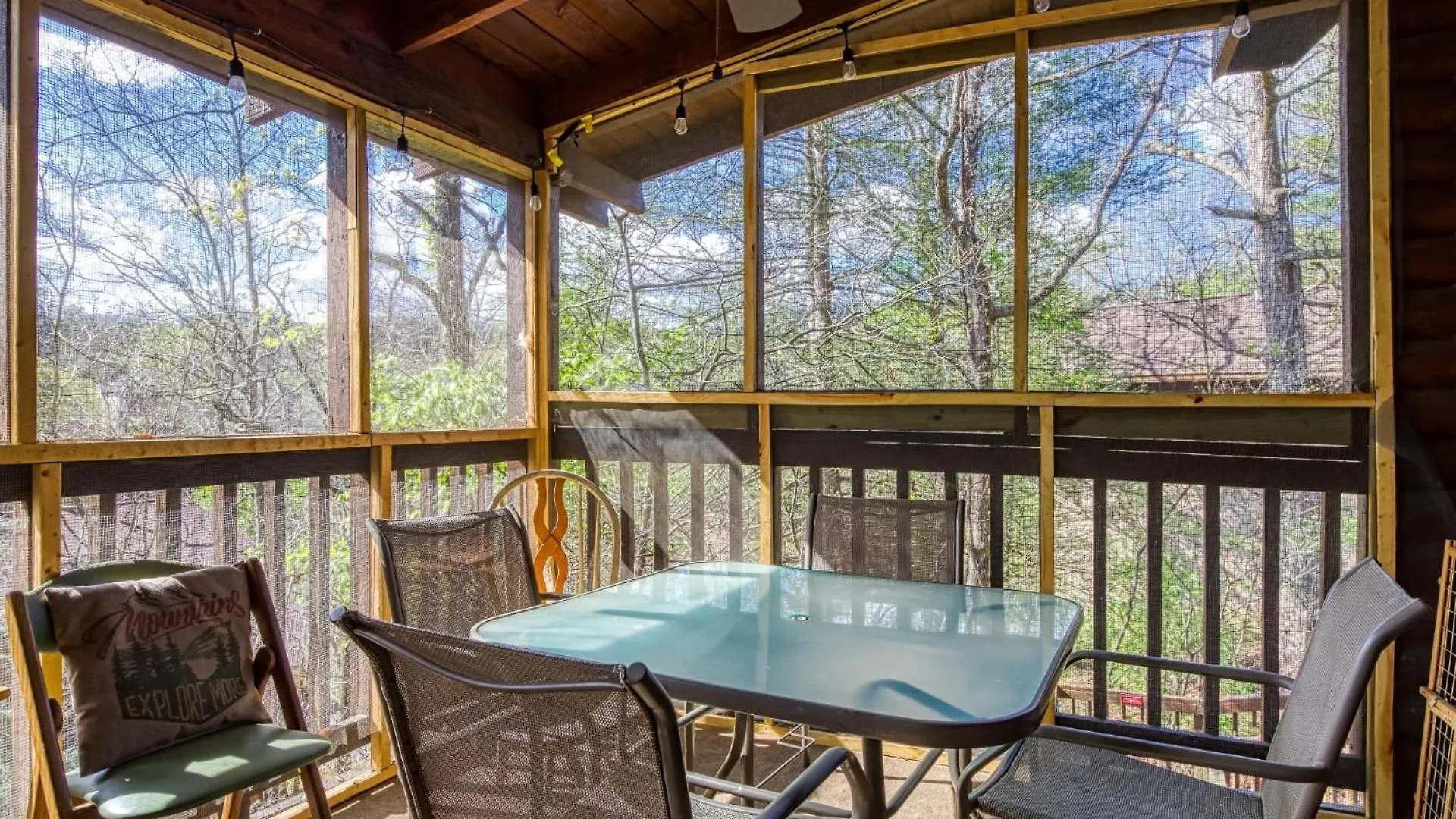 Er20 - Eagles Roost - Great Location! - Close To Town! *