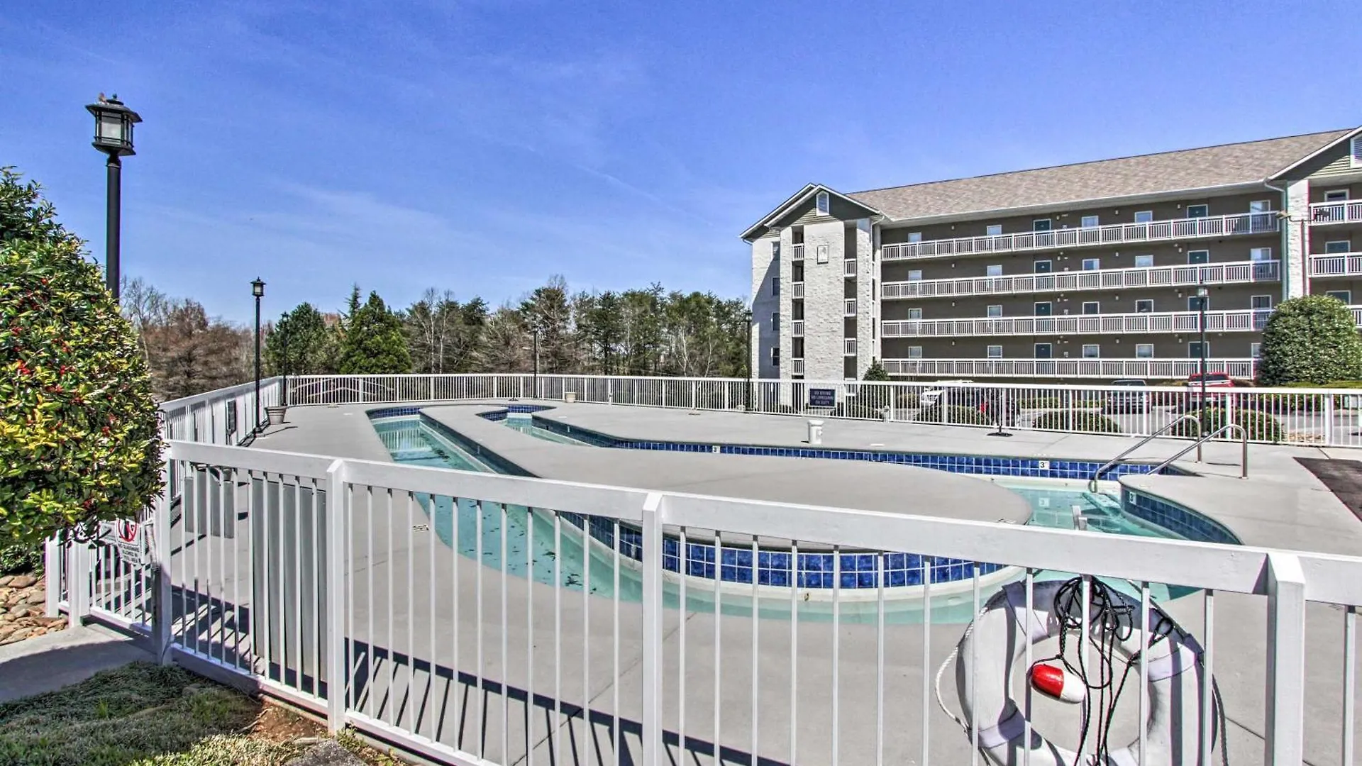 Apartment With Pools About 3 Mi To Dollywood! *