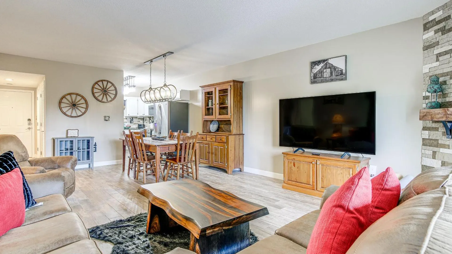 Apartment With Pools About 3 Mi To Dollywood! *