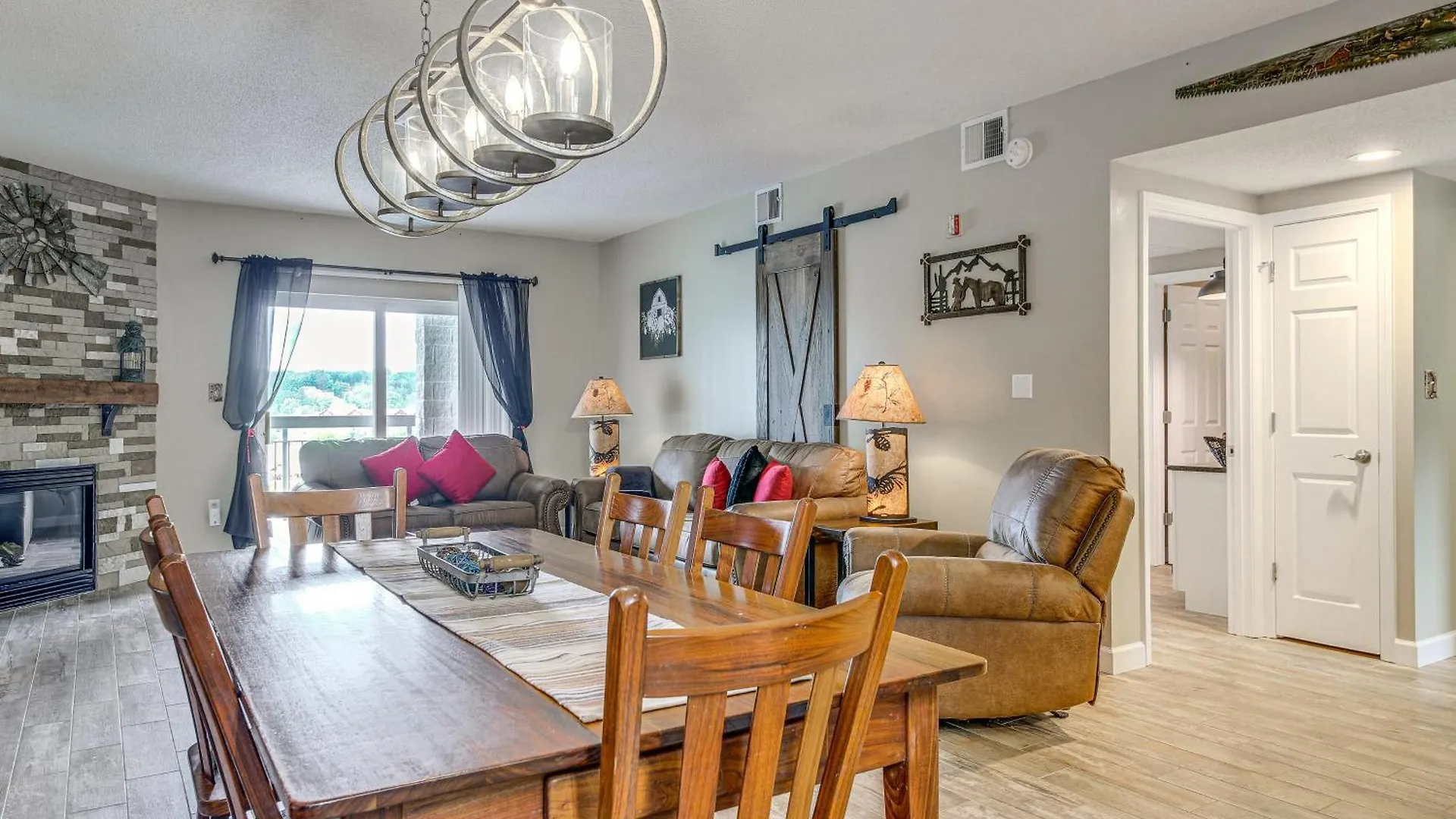 Apartment With Pools About 3 Mi To Dollywood! Pigeon Forge