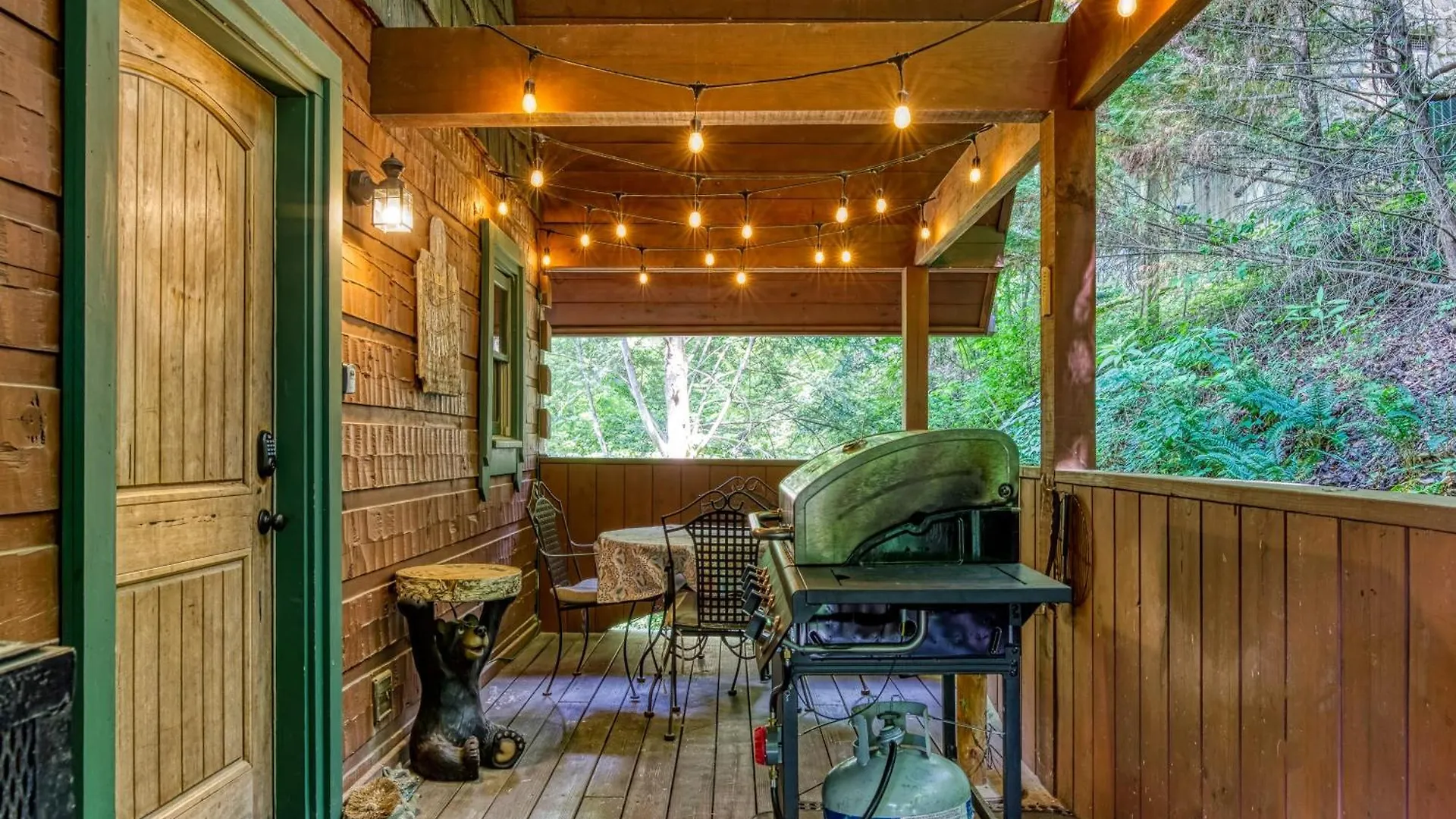 Bridgewood Cabin, Hot Tub, 1089 Of Free Attraction Tickets For Each Paid Day, Dollywood And More! Holiday home *