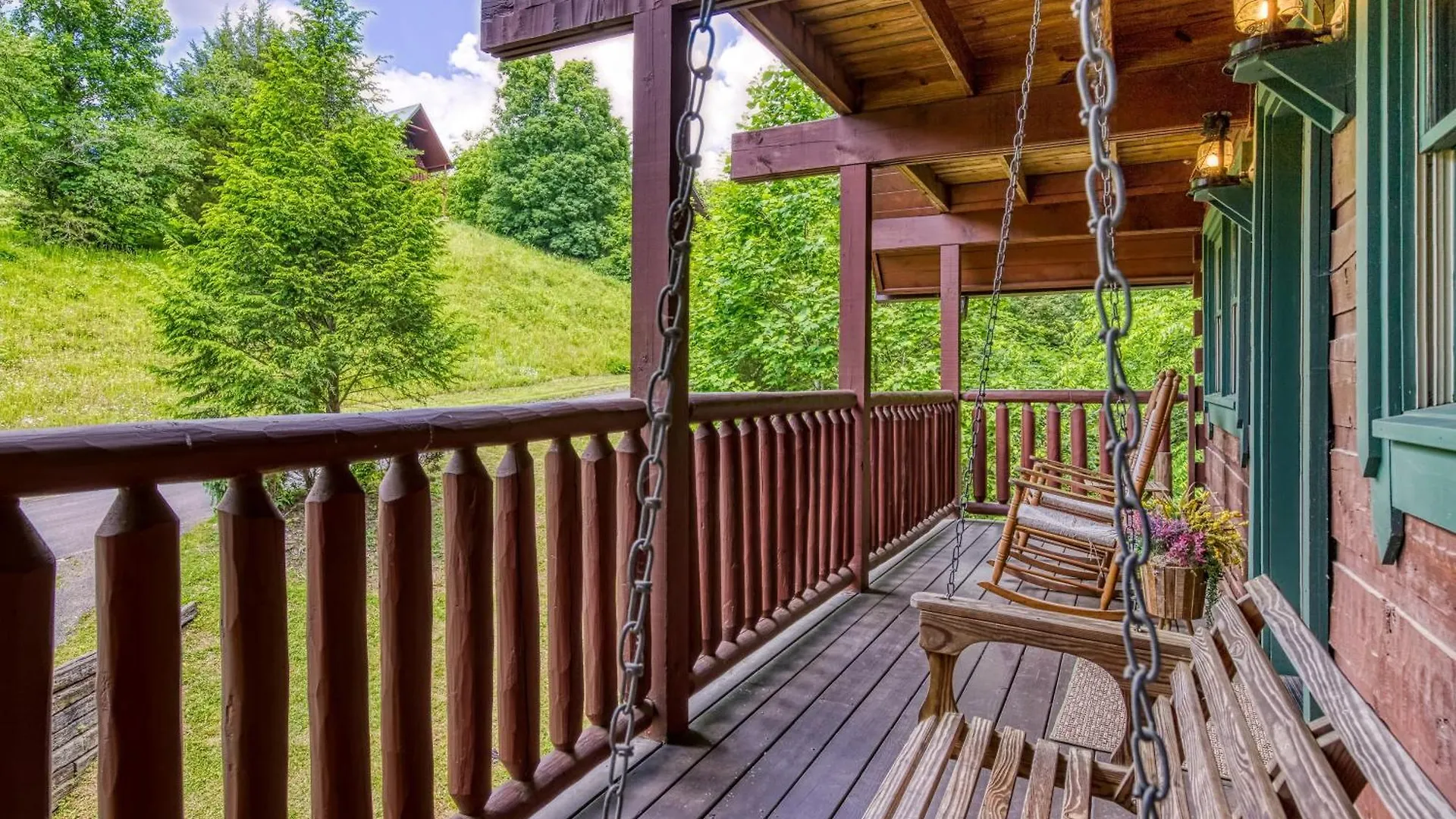 Holiday home Bridgewood Cabin, Hot Tub, 1089 Of Free Attraction Tickets For Each Paid Day, Dollywood And More! *