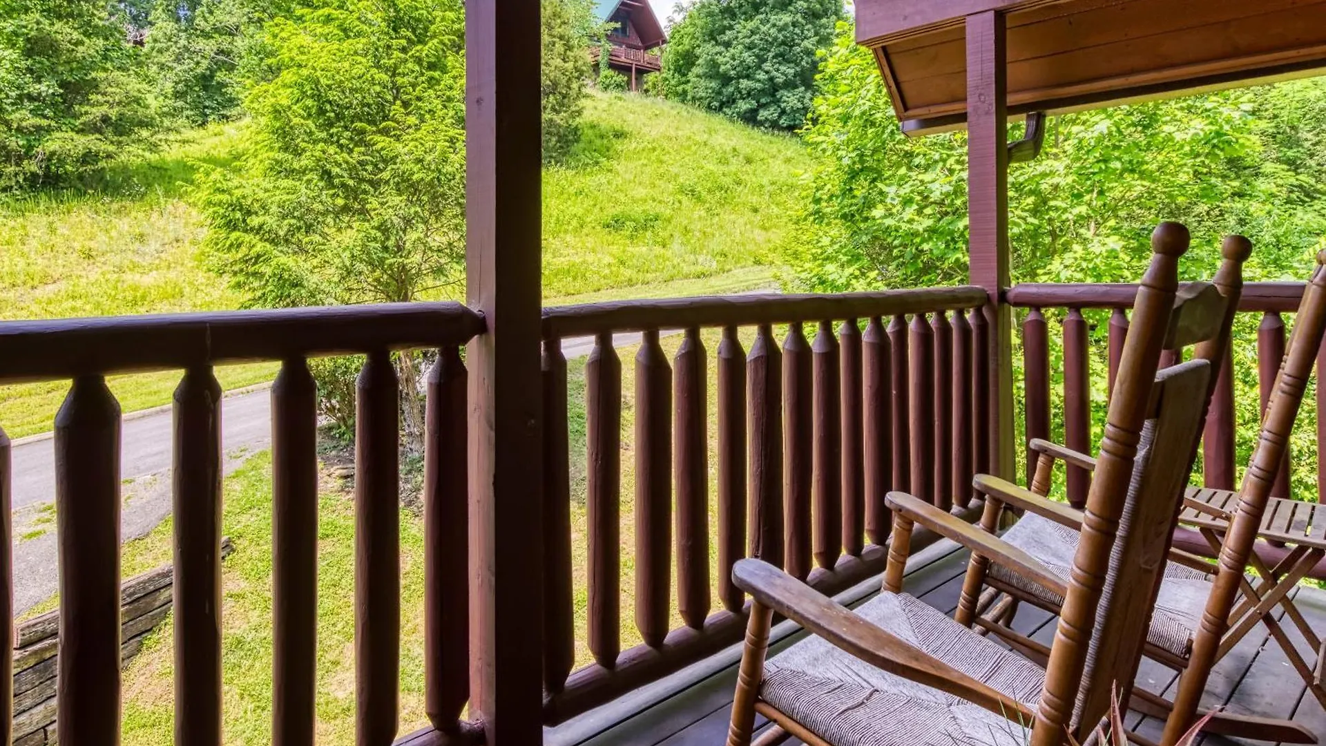 Holiday home Bridgewood Cabin, Hot Tub, 1089 Of Free Attraction Tickets For Each Paid Day, Dollywood And More!