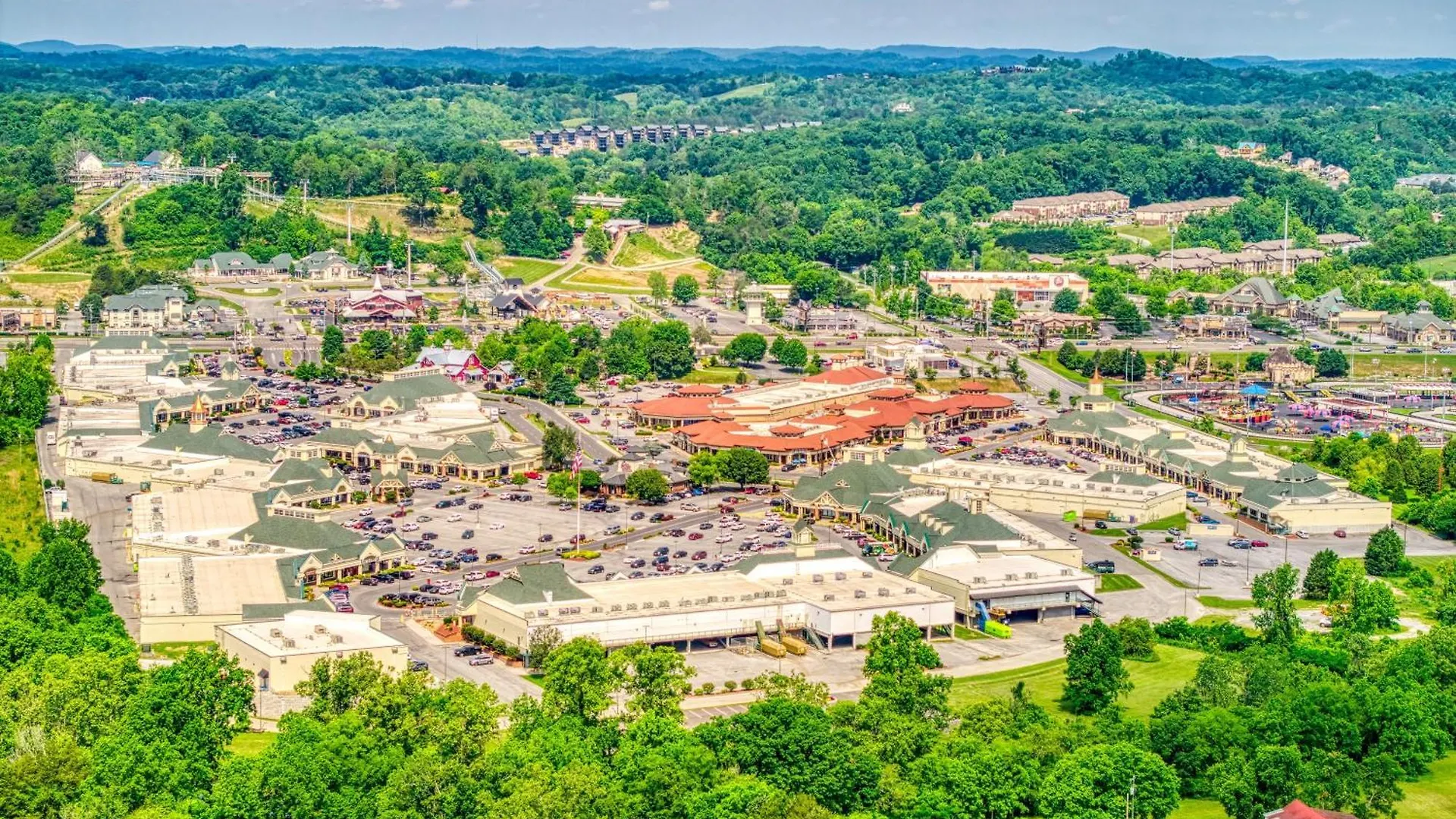 Bridgewood Cabin, Hot Tub, 1089 Of Free Attraction Tickets For Each Paid Day, Dollywood And More!