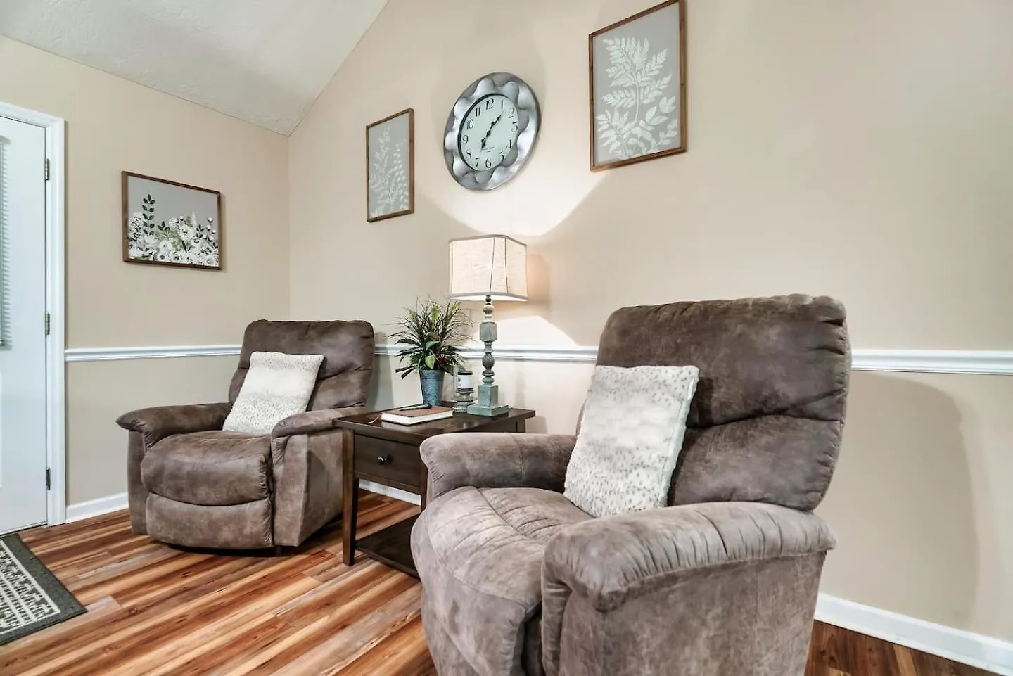 Casa vacanze 1 Mile To Pkwy, Pets, Hot Tub, Creekside, Porch Pigeon Forge