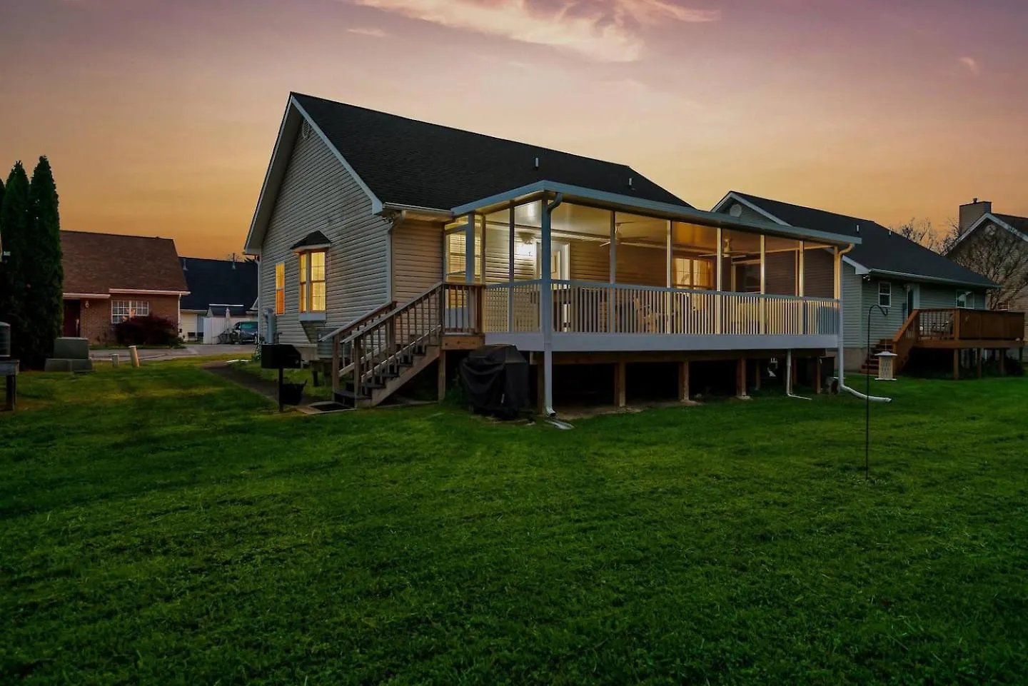 Casa vacanze 1 Mile To Pkwy, Pets, Hot Tub, Creekside, Porch *