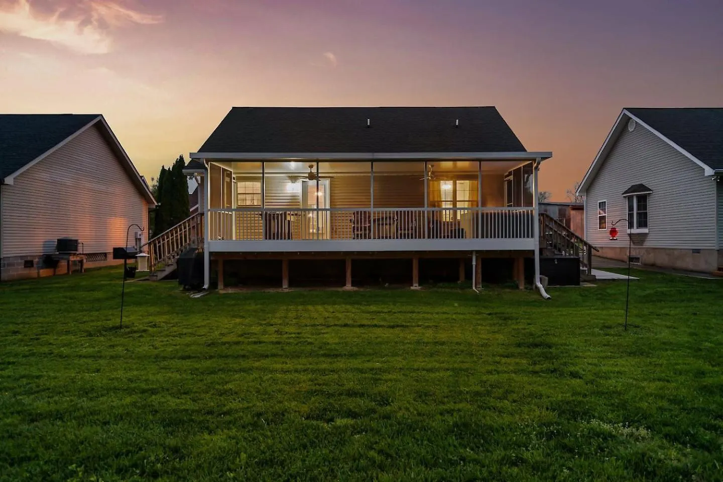 1 Mile To Pkwy, Pets, Hot Tub, Creekside, Porch Holiday home *