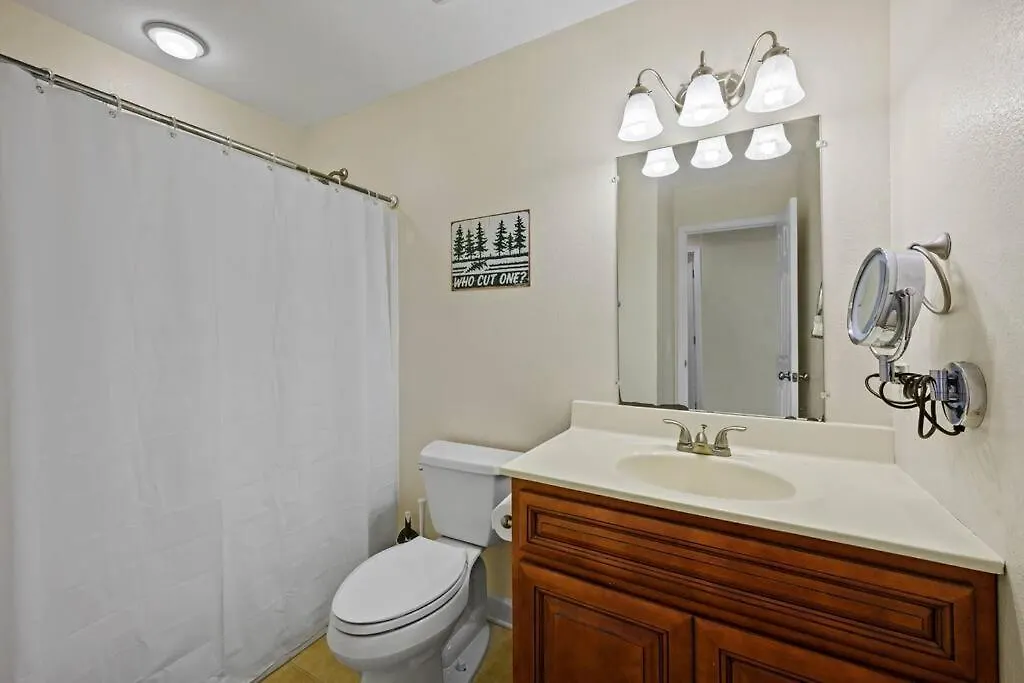 Tennessee Time Out - Entire Hot Tub, Creek, No Steep Roads Holiday home *