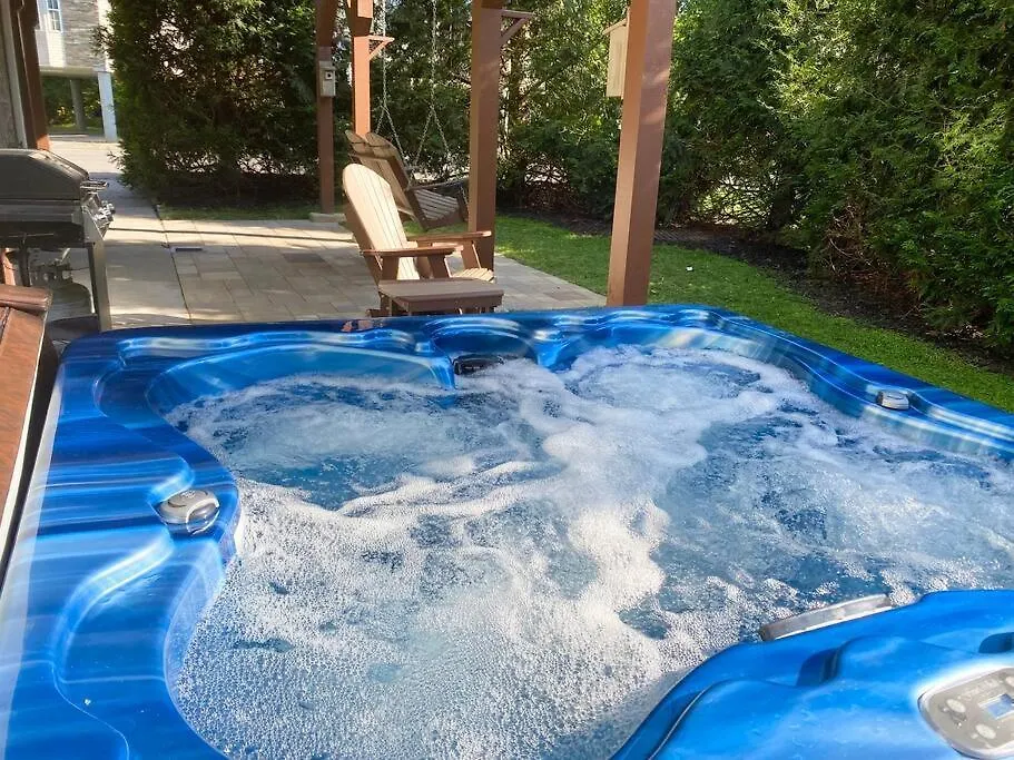 Tennessee Time Out - Entire Hot Tub, Creek, No Steep Roads Pigeon Forge