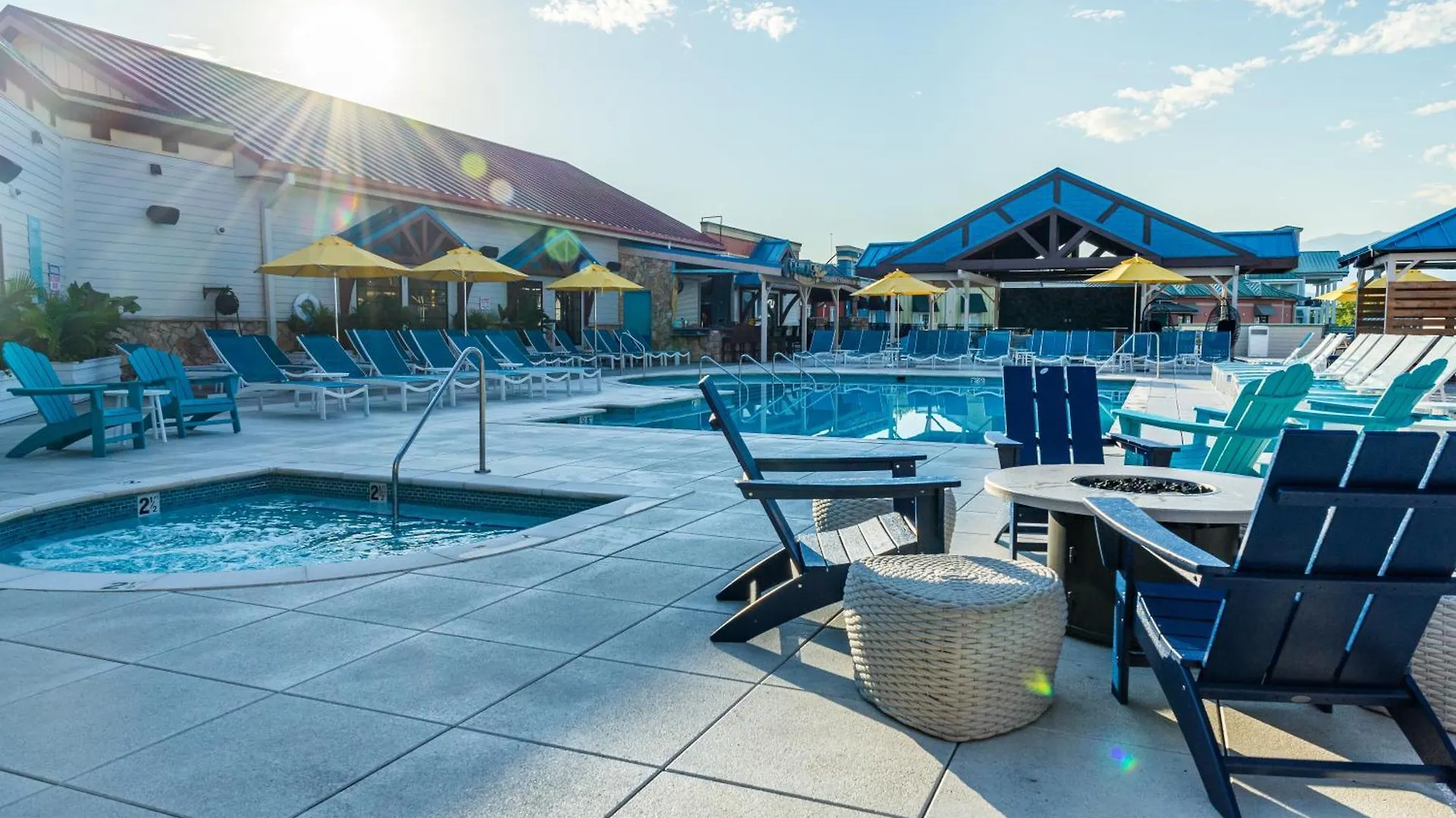 Margaritaville Island Pigeon Forge