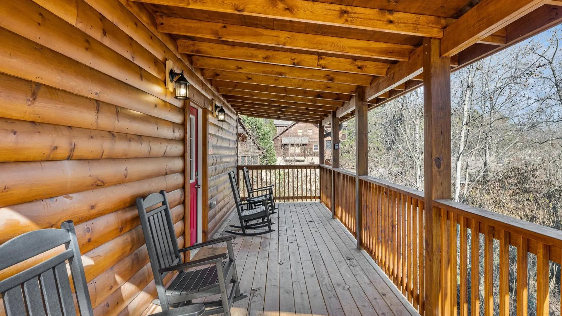 The Red Bird Is A Newly Built 2 Bed 2 Bath Less Than A Mile From *